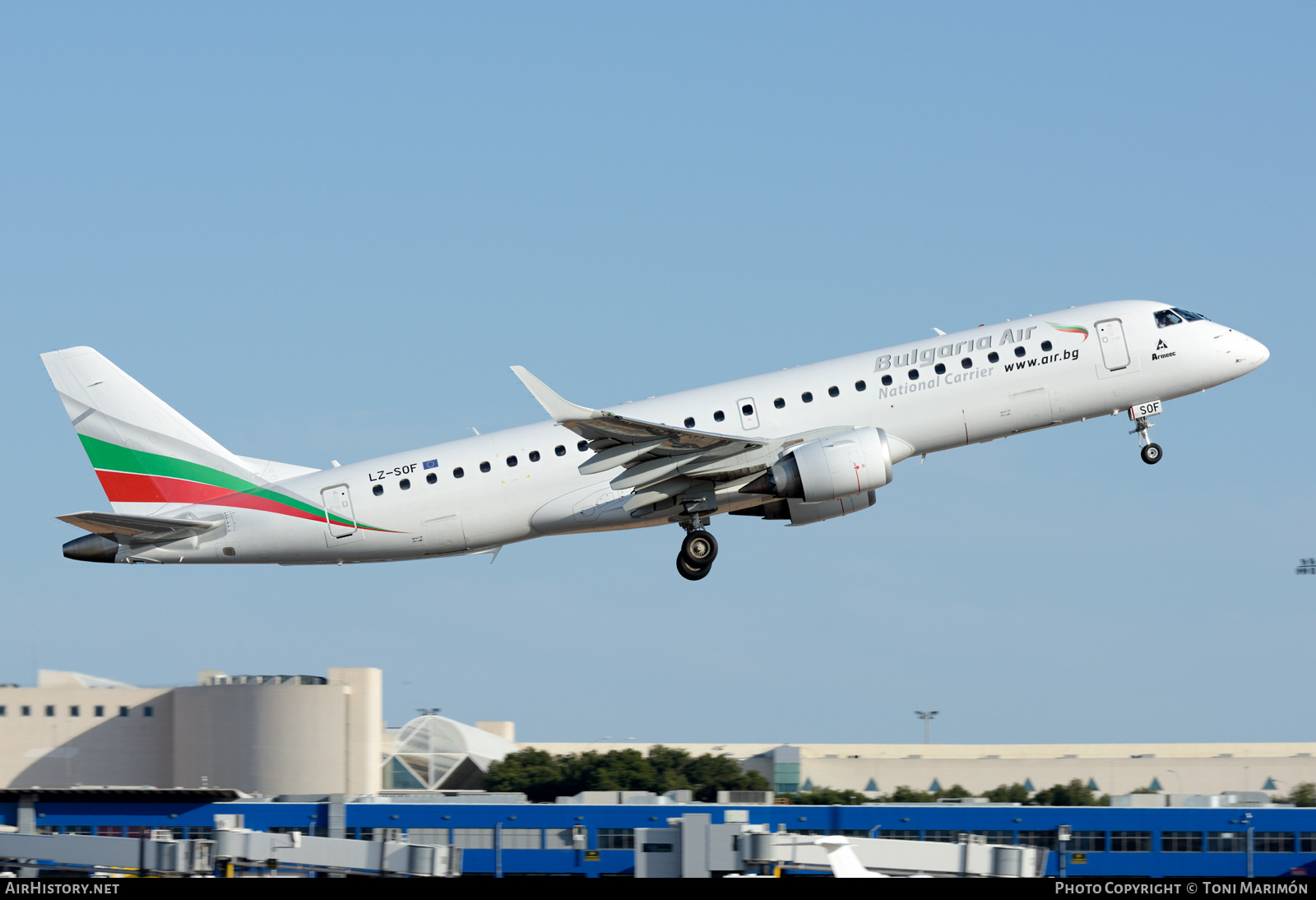 Aircraft Photo of LZ-SOF | Embraer 190STD (ERJ-190-100STD) | Bulgaria Air | AirHistory.net #454896