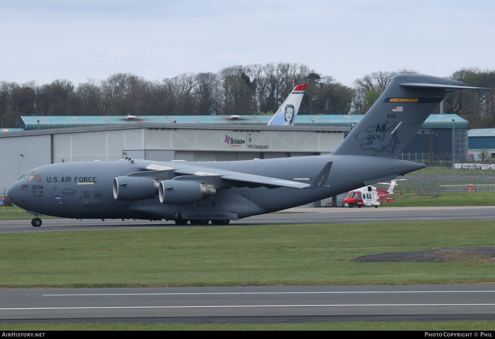 Aircraft Photo of 00-0174 / 00174 | Boeing C-17A Globemaster III | USA - Air Force | AirHistory.net #454908