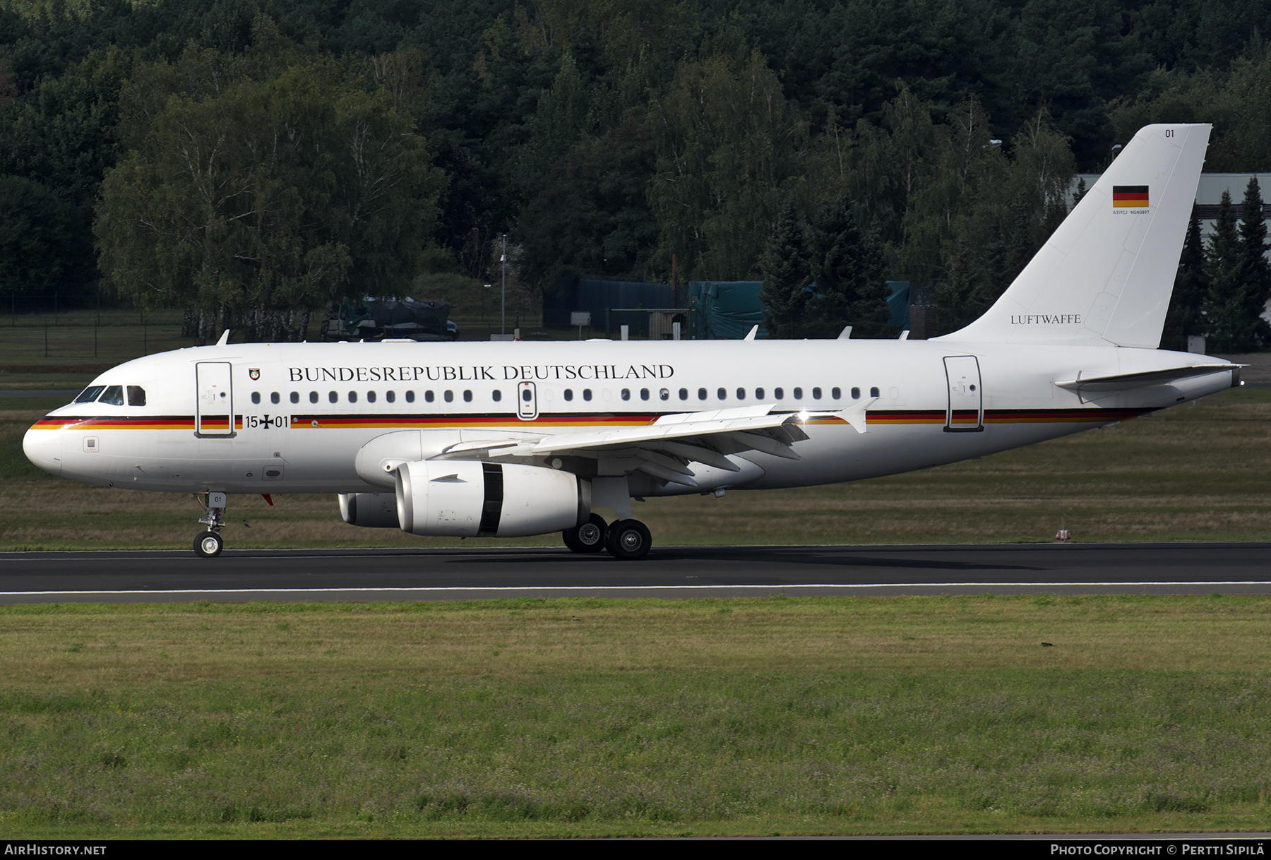 Aircraft Photo of 1501 | Airbus ACJ319 (A319-133/CJ) | Germany - Air Force | AirHistory.net #454993