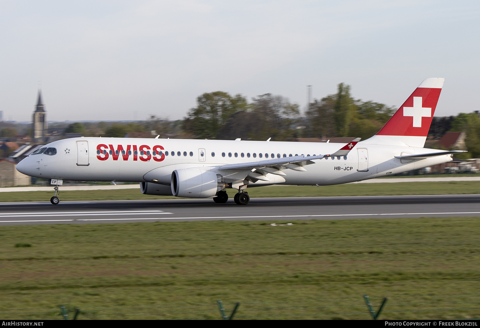 Aircraft Photo of HB-JCP | Airbus A220-371 (BD-500-1A11) | Swiss International Air Lines | AirHistory.net #455035