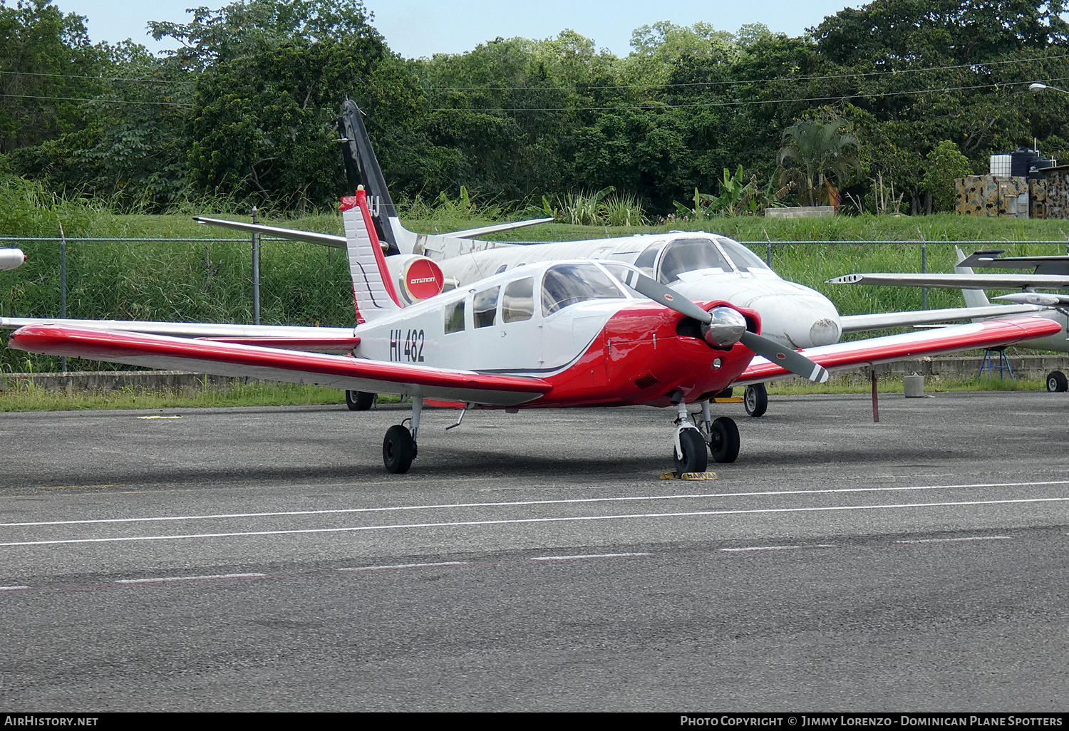 Aircraft Photo of HI482 | Piper PA-32-250 Cherokee Six | AirHistory.net #455047