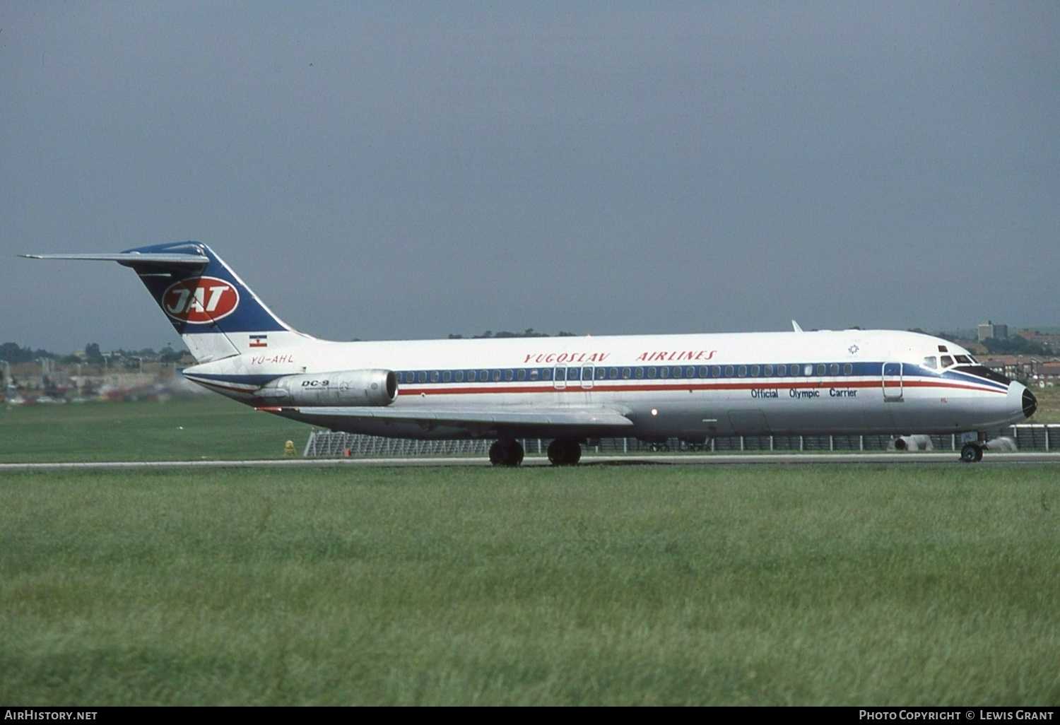 Aircraft Photo of YU-AHL | McDonnell Douglas DC-9-32 | JAT Yugoslav Airlines - Jugoslovenski Aerotransport | AirHistory.net #455069
