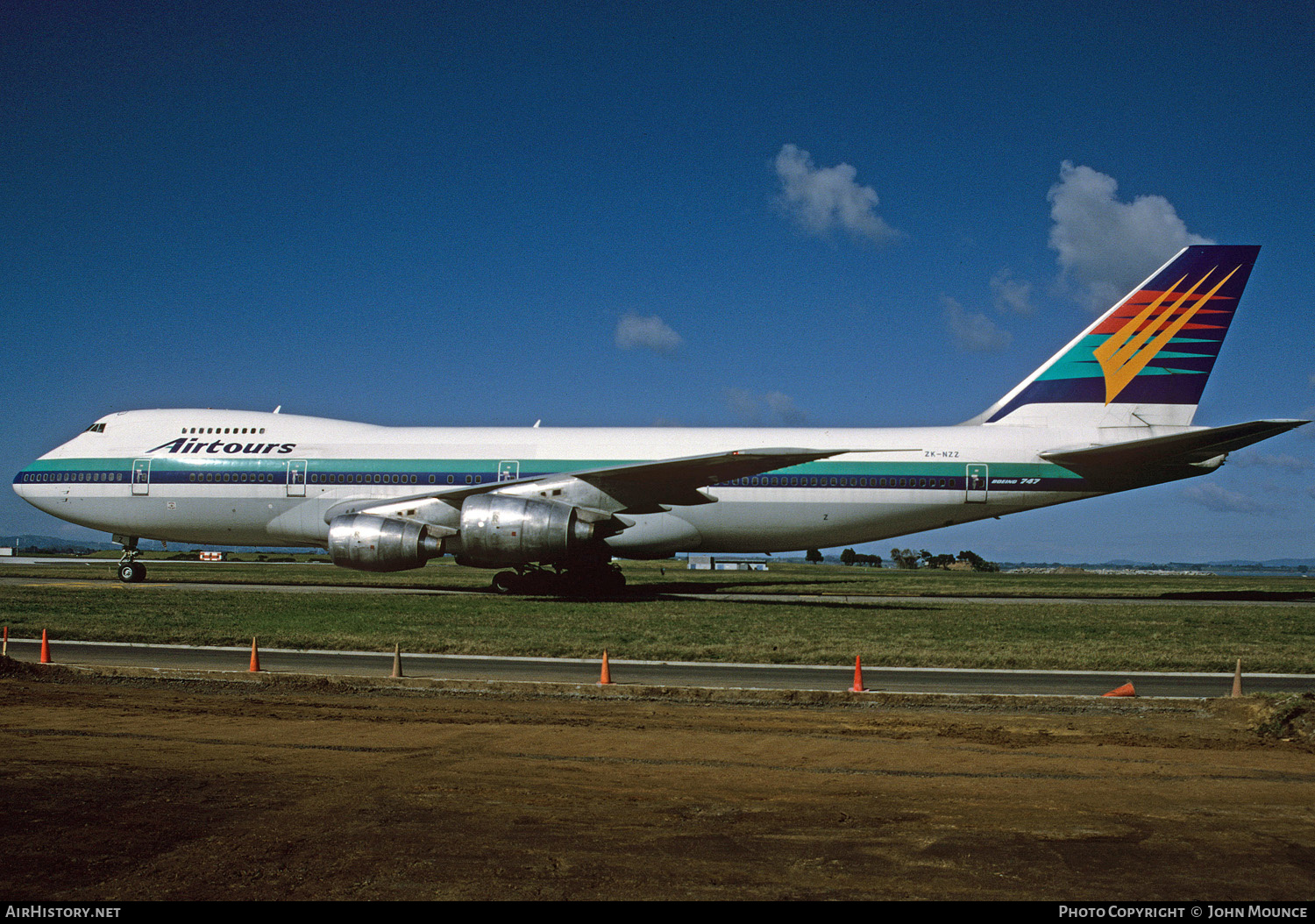 Aircraft Photo of ZK-NZZ | Boeing 747-219B | Airtours International | AirHistory.net #455091