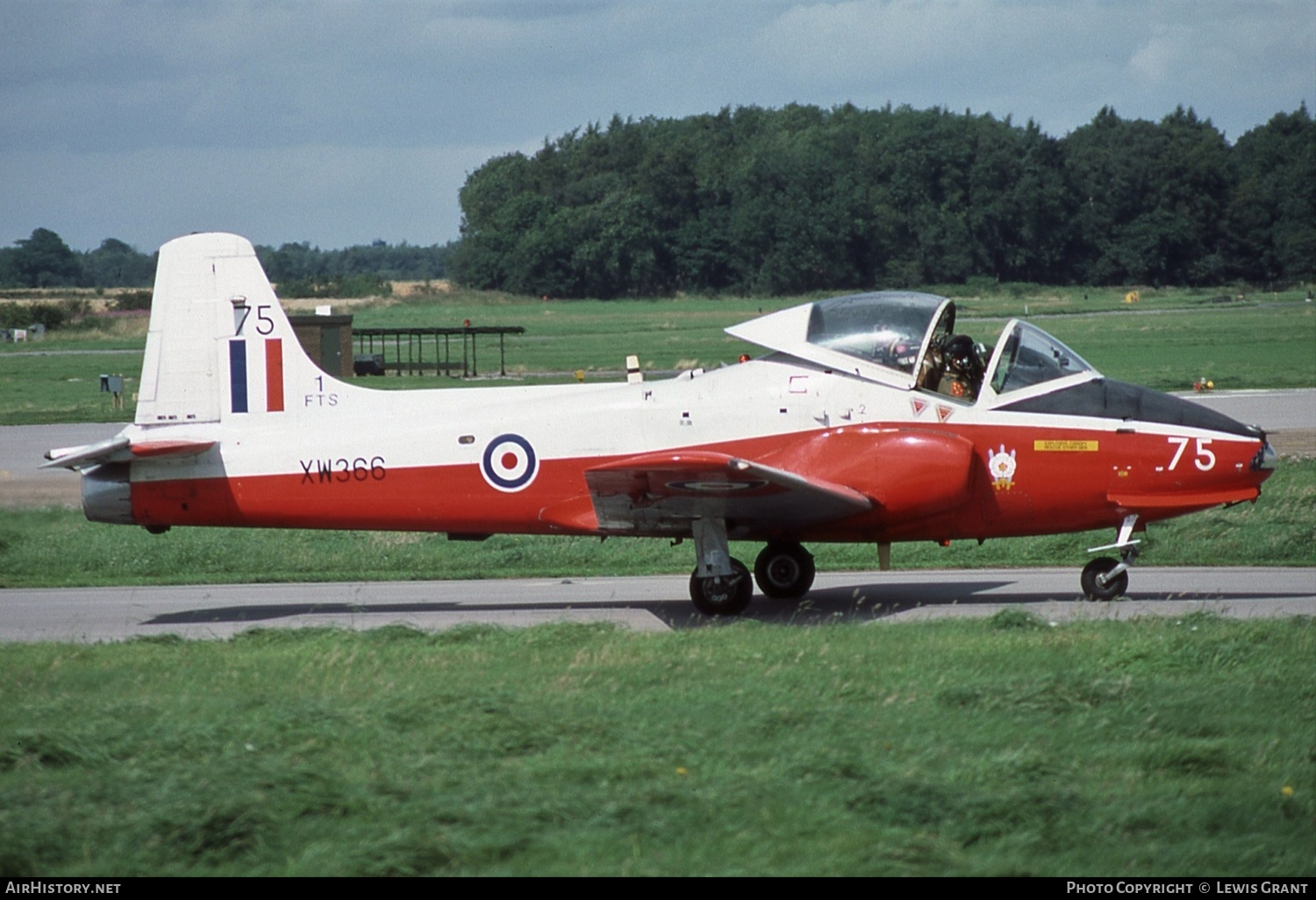 Aircraft Photo of XW366 | BAC 84 Jet Provost T5A | UK - Air Force | AirHistory.net #455151