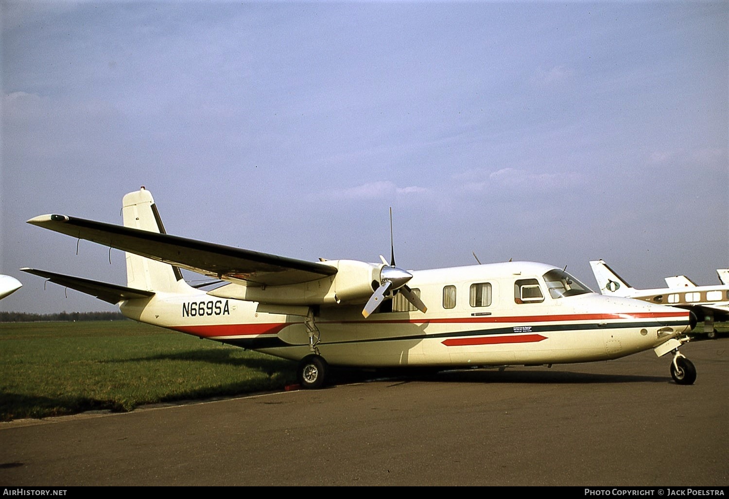 Aircraft Photo of N669SA | Aero Commander 680F Commander | AirHistory.net #455182