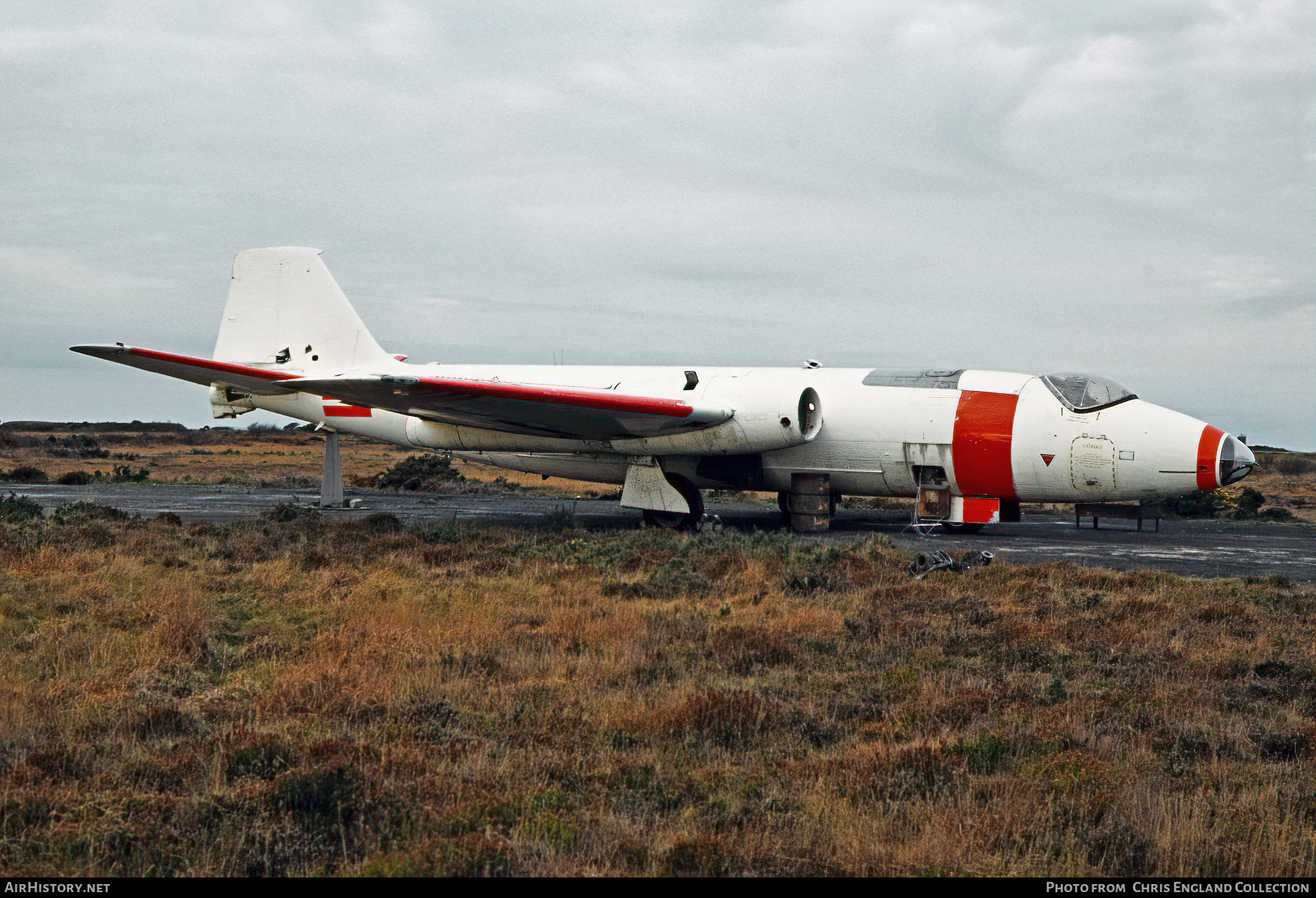 Aircraft Photo of WJ638 | English Electric Canberra U14 | UK - Navy | AirHistory.net #455277