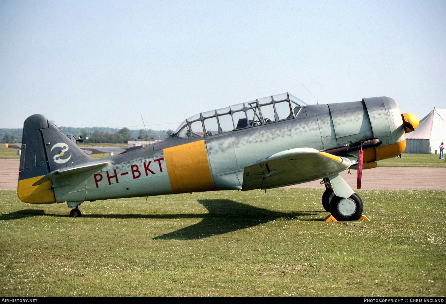 Aircraft Photo of PH-BKT / B-135 | North American AT-16 Harvard IIB | Stichting Vliegsport Gilze-Rijen | AirHistory.net #455287