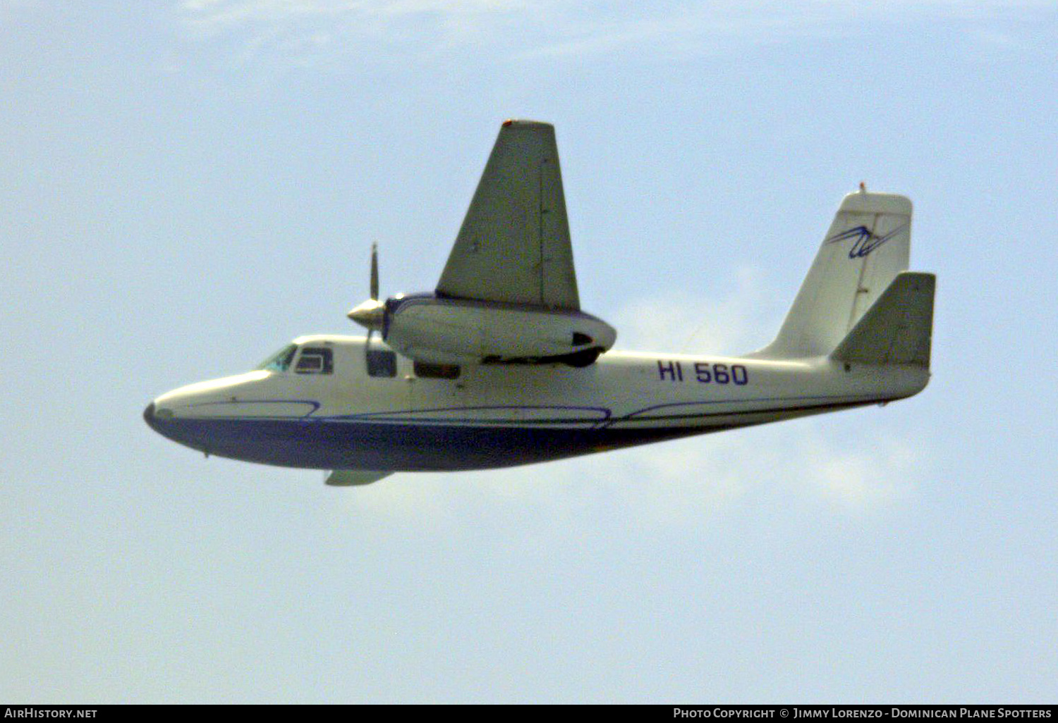 Aircraft Photo of HI560 | Aero Commander 500B Commander | AirHistory.net #455303