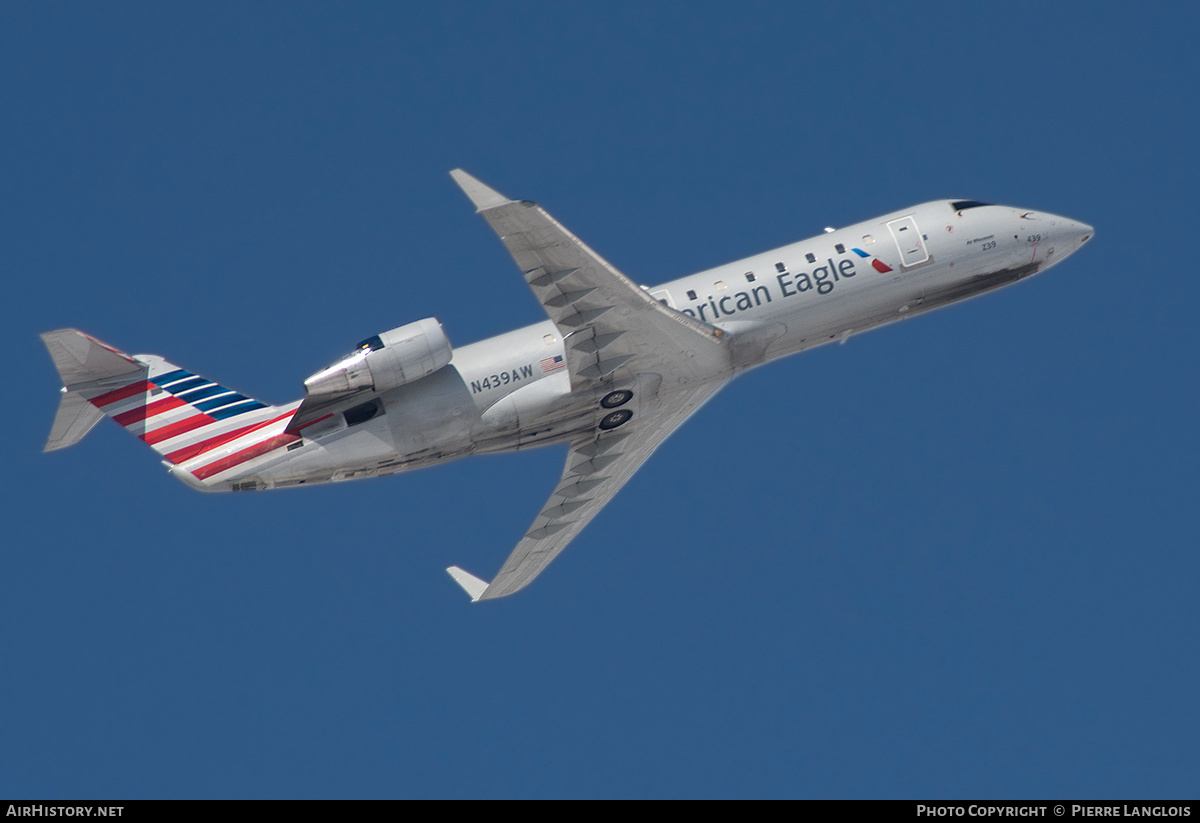 Aircraft Photo of N439AW | Bombardier CRJ-200ER (CL-600-2B19) | American Eagle | AirHistory.net #455316