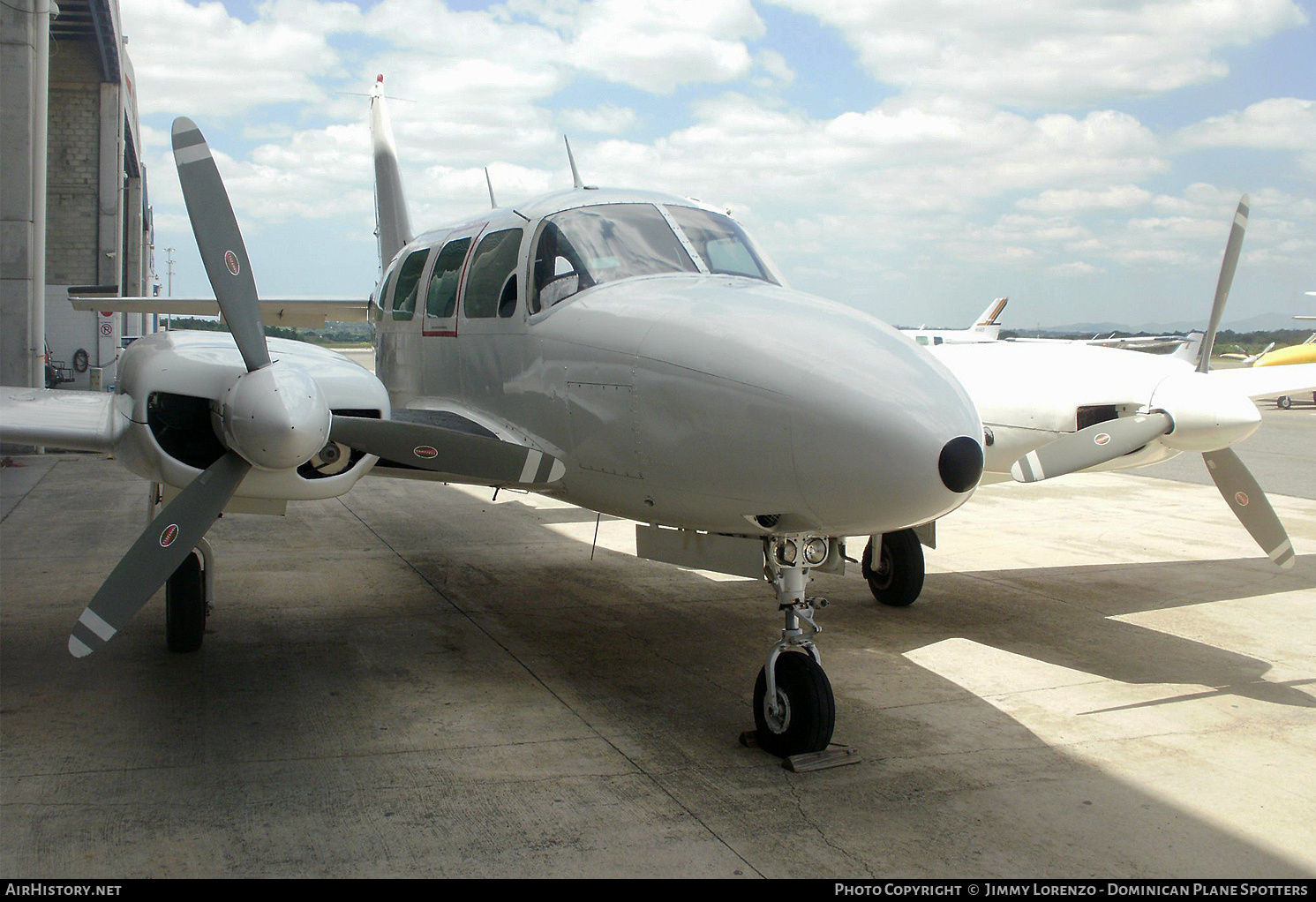 Aircraft Photo of HI585 | Piper PA-31-310 Navajo B | AirHistory.net #455368