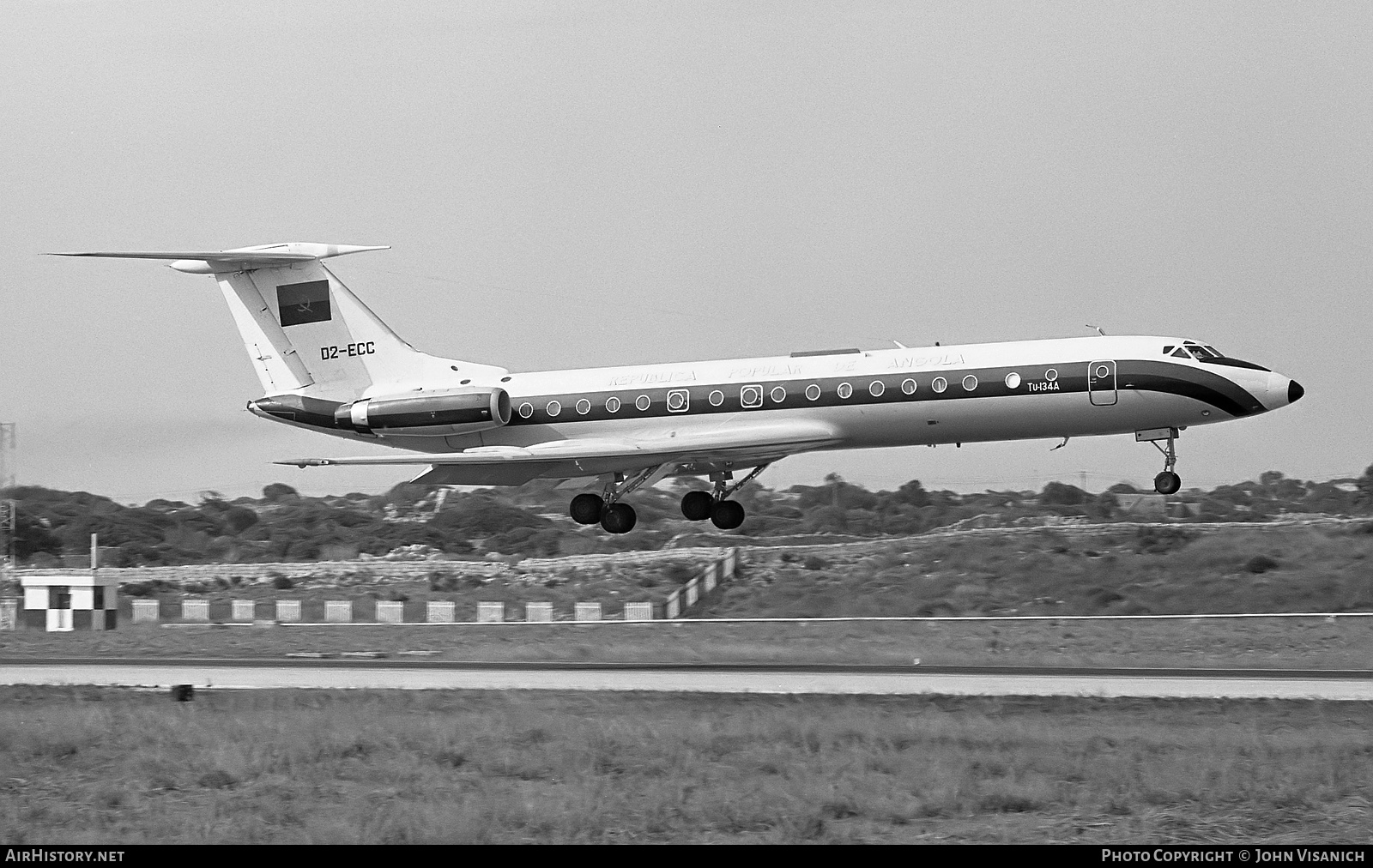 Aircraft Photo of D2-ECC | Tupolev Tu-134AK | República Popular de Angola | AirHistory.net #455386