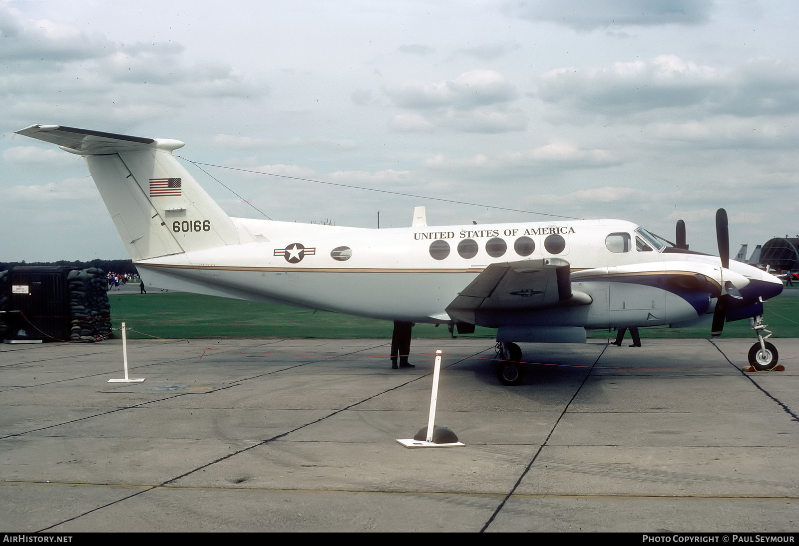 Aircraft Photo of 76-0166 / 60166 | Beech C-12A Huron | USA - Air Force | AirHistory.net #455403