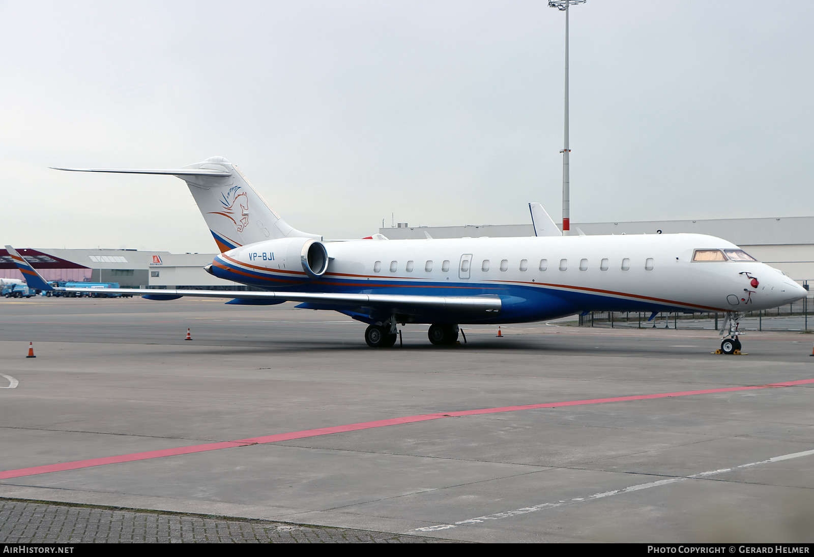 Aircraft Photo of VP-BJI | Bombardier Global Express XRS (BD-700-1A10) | AirHistory.net #455432