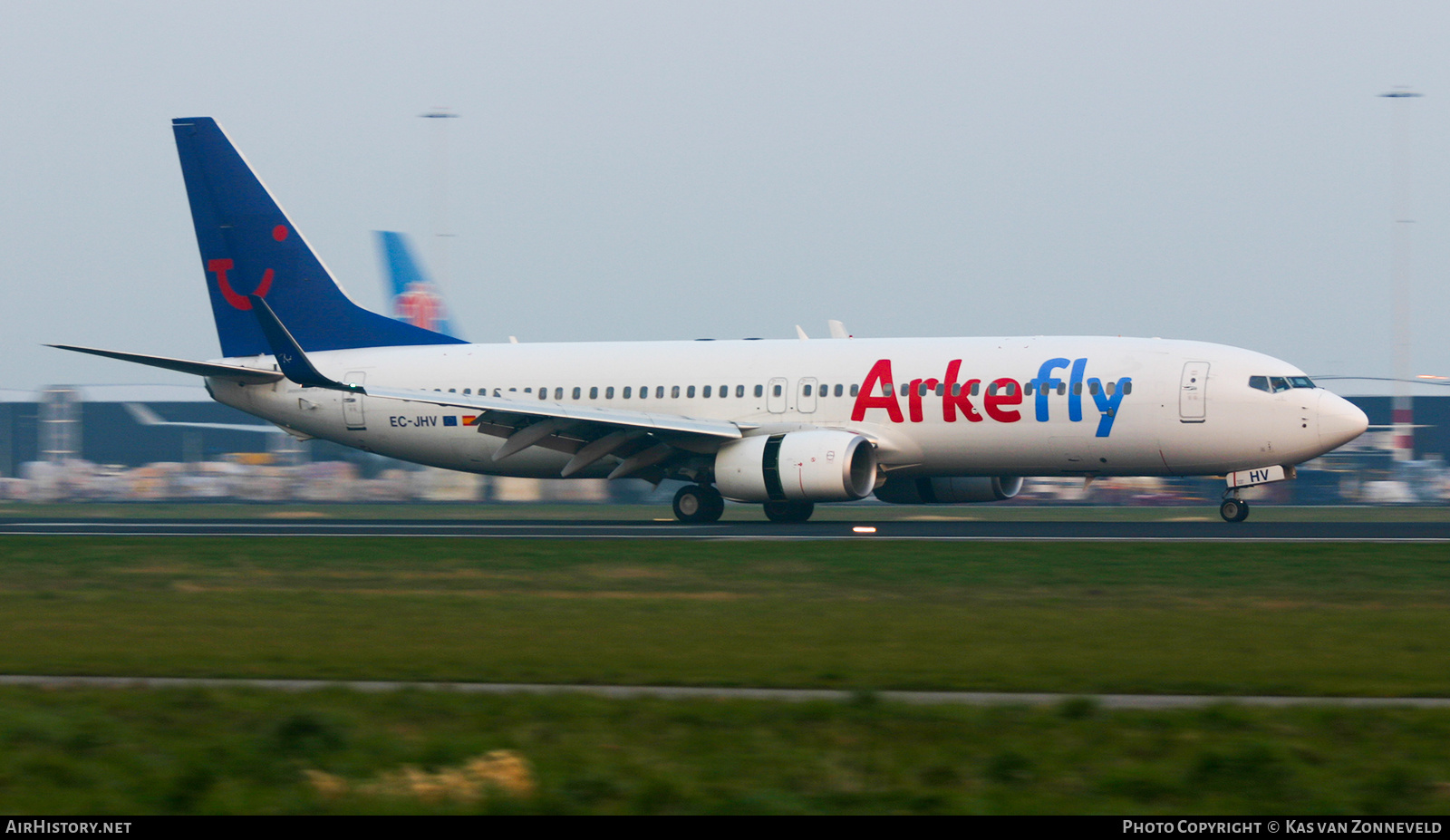 Aircraft Photo of EC-JHV | Boeing 737-86N | ArkeFly | AirHistory.net #455459