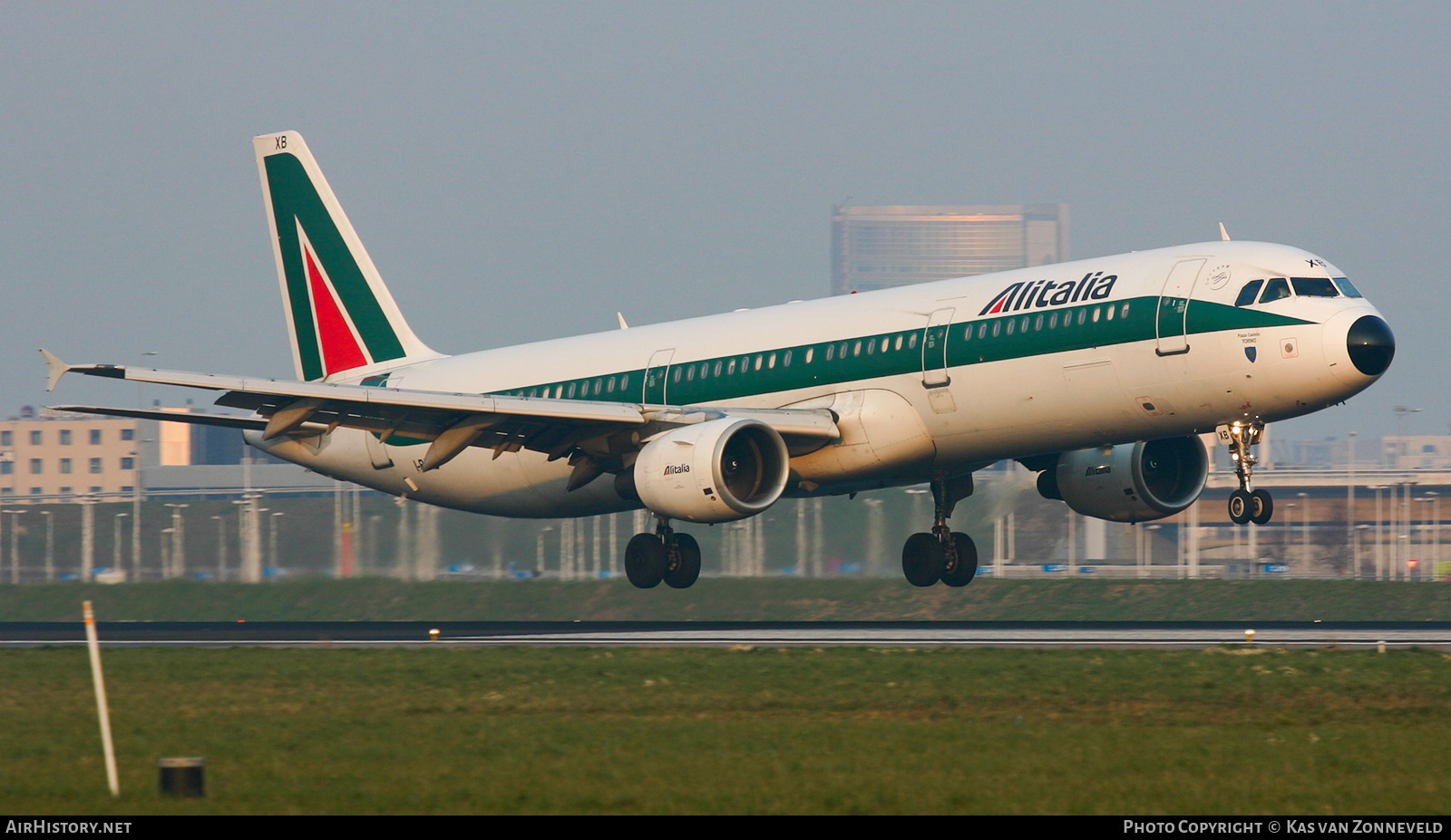 Aircraft Photo of I-BIXB | Airbus A321-112 | Alitalia | AirHistory.net #455474