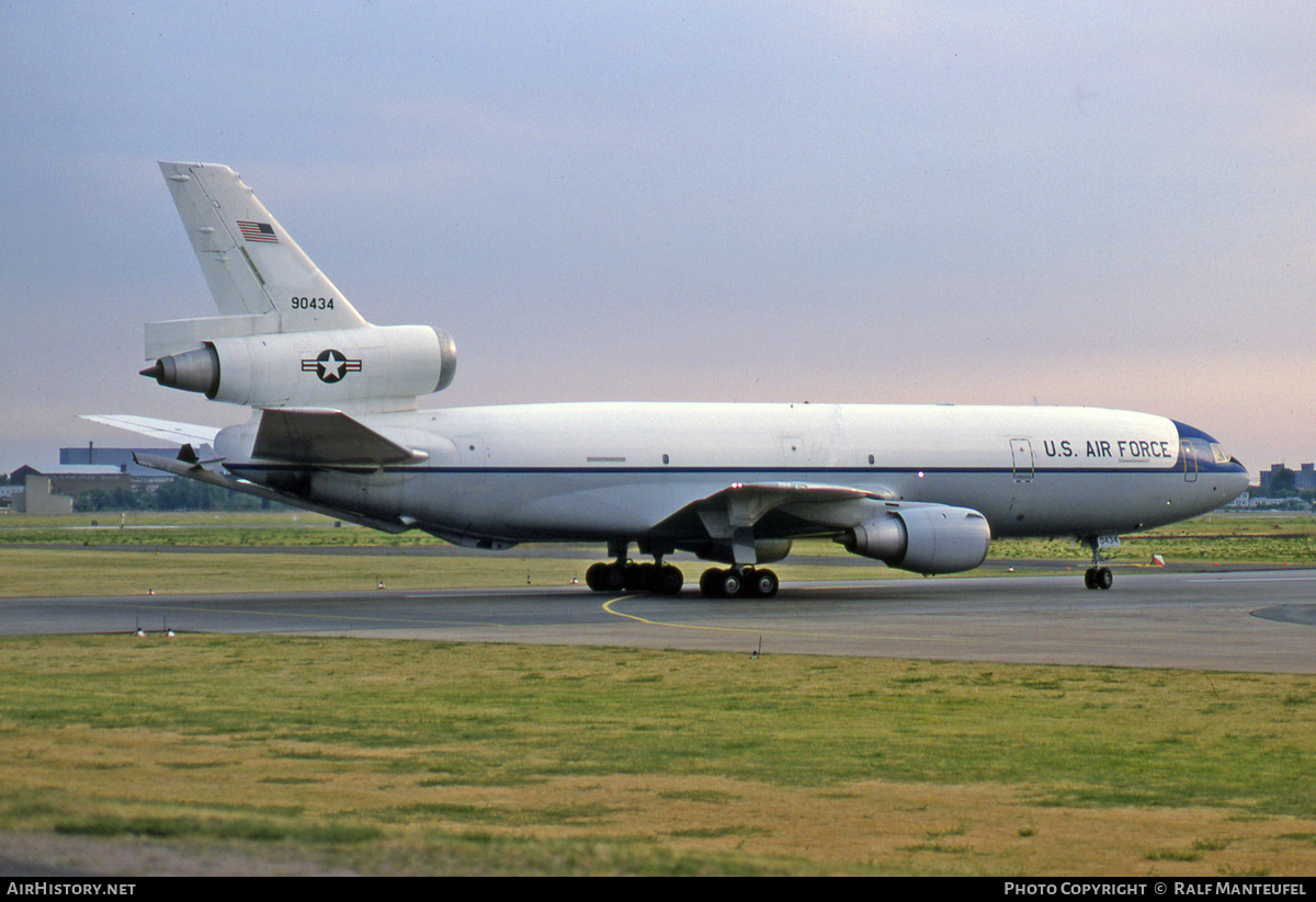 Aircraft Photo of 79-0434 / 90434 | McDonnell Douglas KC-10A Extender (DC-10-30CF) | USA - Air Force | AirHistory.net #455490