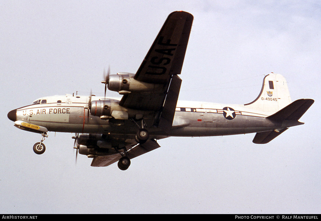 Aircraft Photo of 44-9045 / 0-49045 | Douglas C-54E Skymaster | USA - Air Force | AirHistory.net #455535