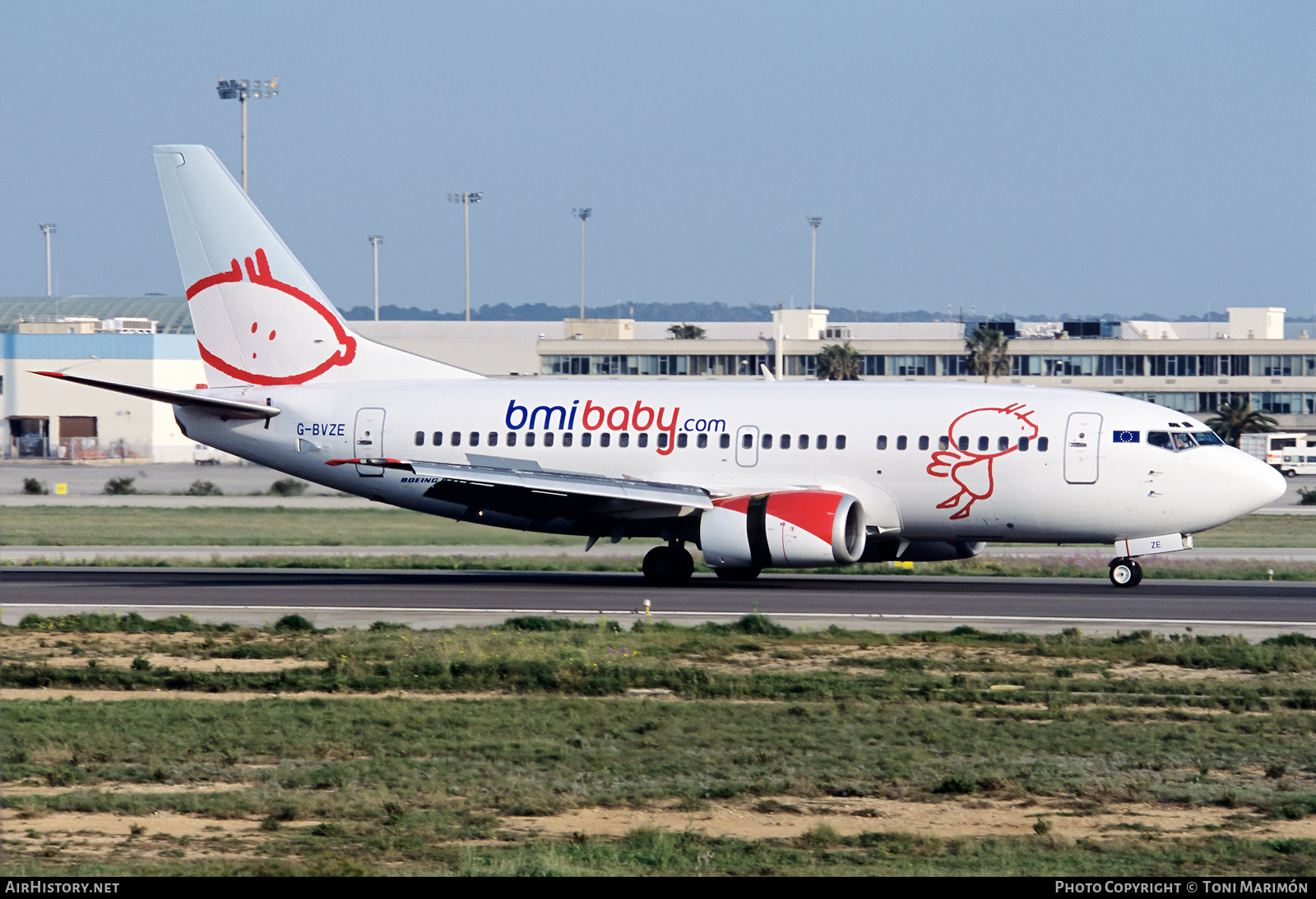 Aircraft Photo of G-BVZE | Boeing 737-59D | Bmibaby | AirHistory.net #455599