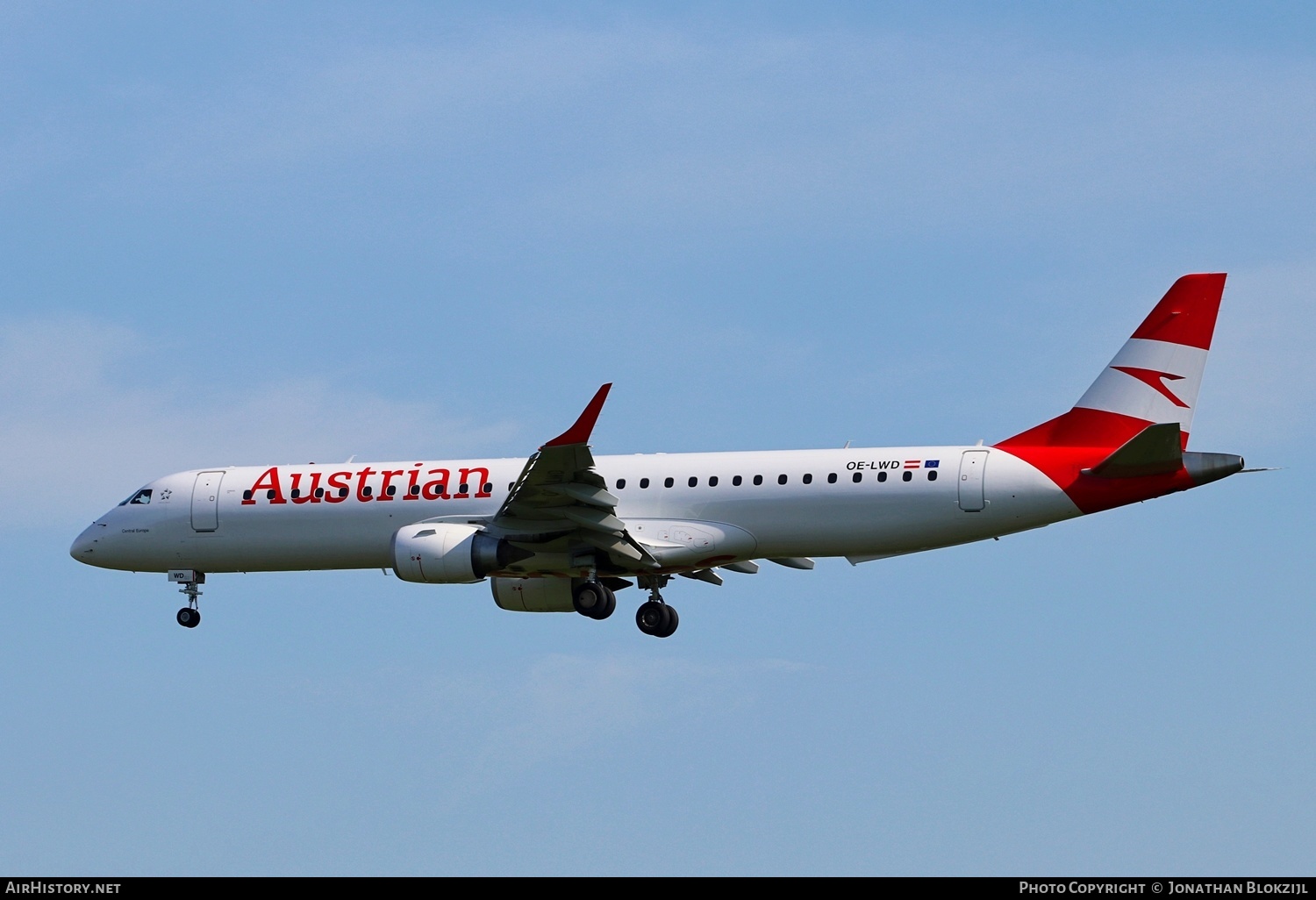 Aircraft Photo of OE-LWD | Embraer 195LR (ERJ-190-200LR) | Austrian Airlines | AirHistory.net #455626