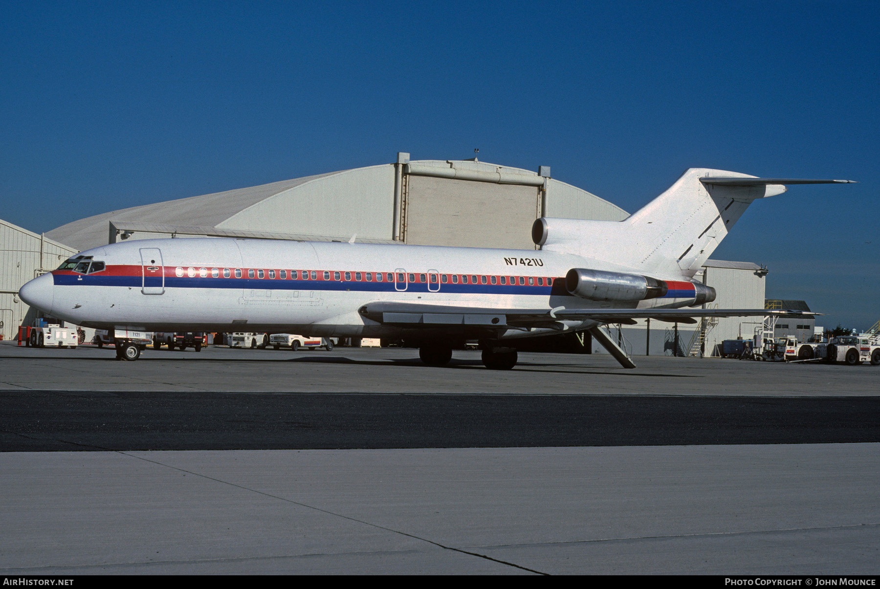 Aircraft Photo of N7421U | Boeing 727-22C | AirHistory.net #455677