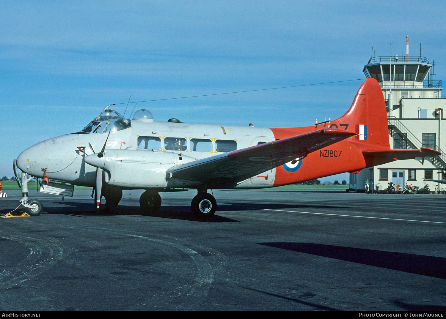 Aircraft Photo of NZ1807 | De Havilland D.H. 104 Devon C1 | New Zealand - Air Force | AirHistory.net #455688