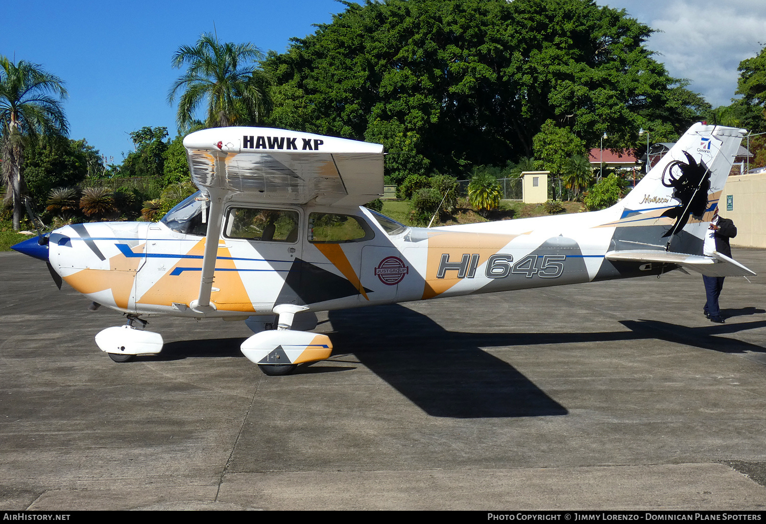 Aircraft Photo of HI645 | Cessna R172K Hawk XP | AirHistory.net #455711