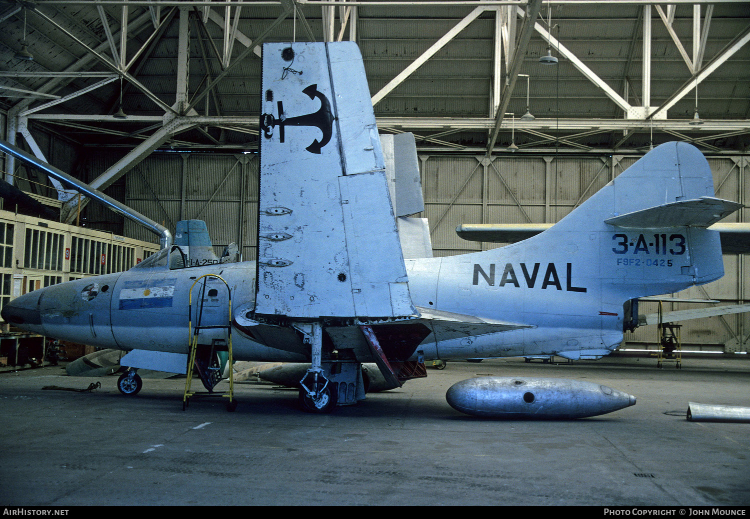 Aircraft Photo of 0425 | Grumman F9F-2 Panther | Argentina - Navy | AirHistory.net #455732