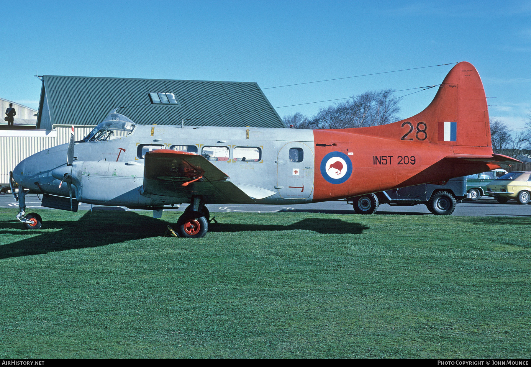 Aircraft Photo of NZ1828 | De Havilland D.H. 104 Devon C1 | New Zealand - Air Force | AirHistory.net #455771