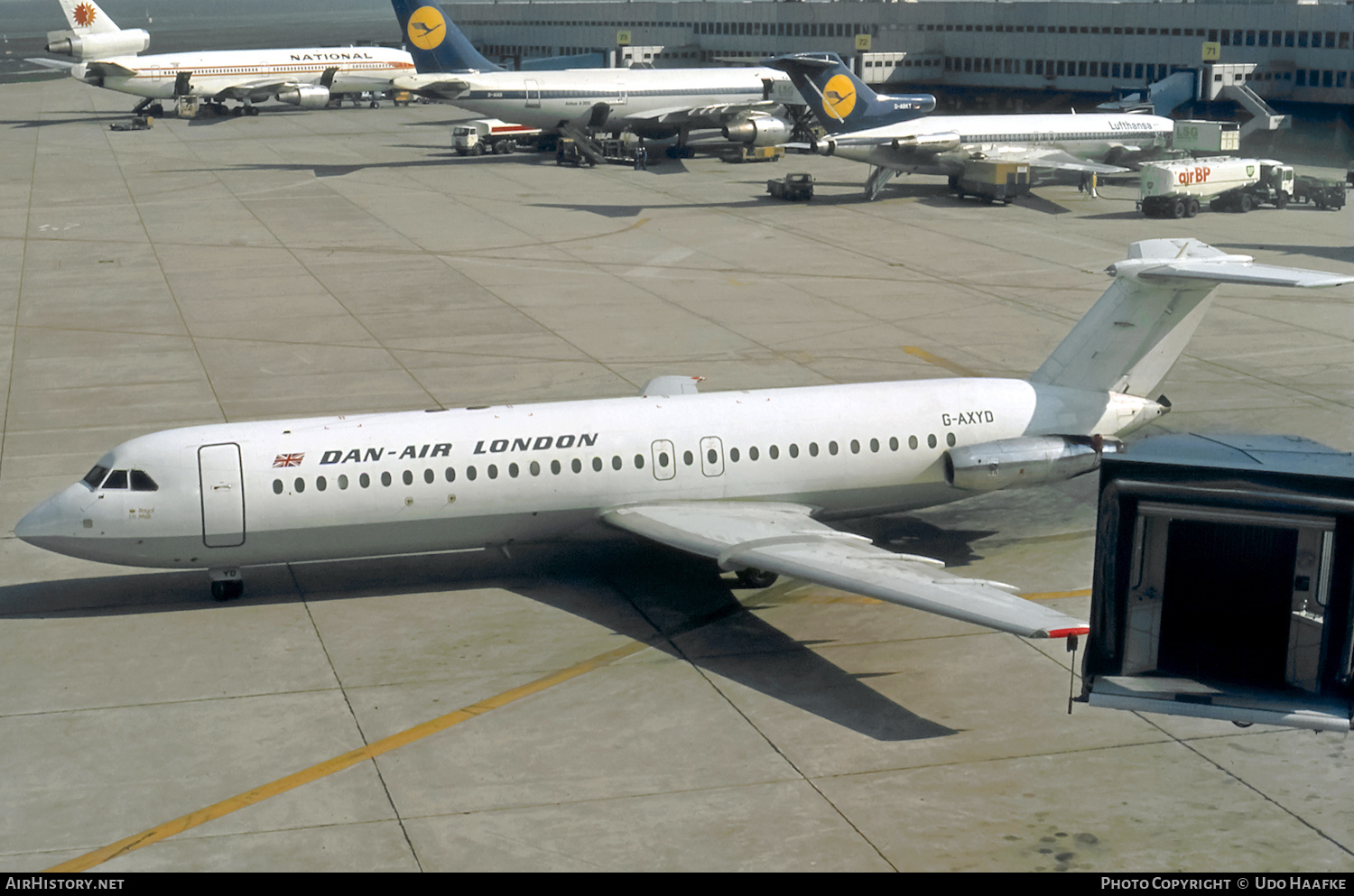 Aircraft Photo of G-AXYD | BAC 111-509EW One-Eleven | Dan-Air London | AirHistory.net #455820