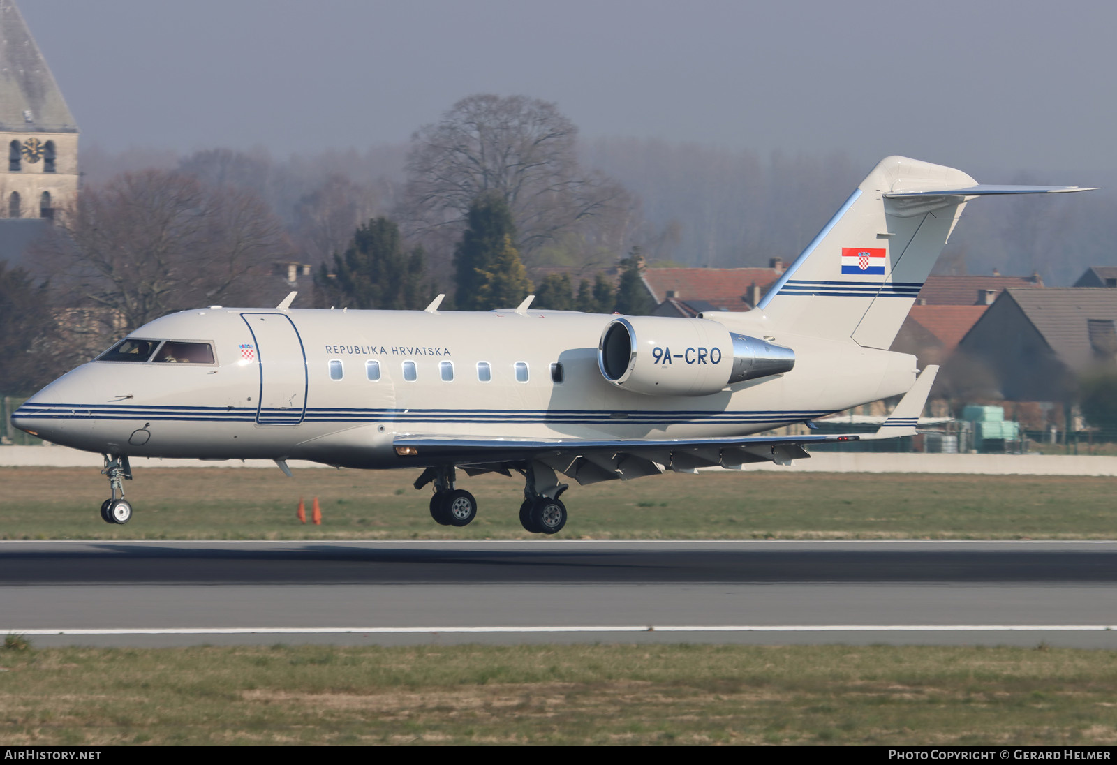 Aircraft Photo of 9A-CRO | Canadair Challenger 604 (CL-600-2B16) | Croatia - Government | AirHistory.net #455844