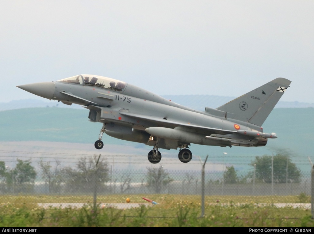 Aircraft Photo of CE.16-06 | Eurofighter EF-2000 Typhoon T | Spain - Air Force | AirHistory.net #455857