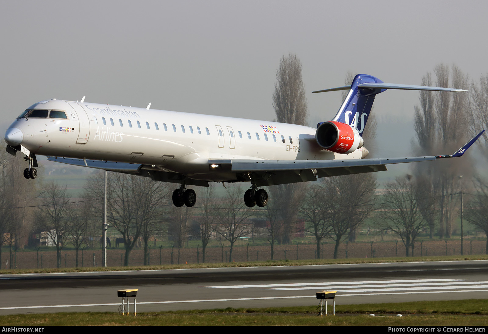 Aircraft Photo of EI-FPS | Bombardier CRJ-900LR (CL-600-2D24) | Scandinavian Airlines - SAS | AirHistory.net #455874