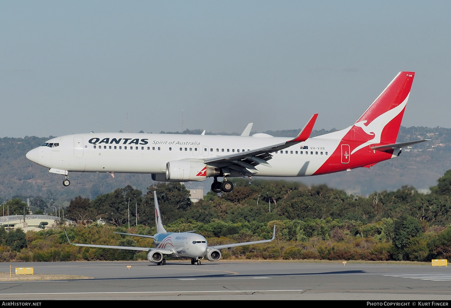 Aircraft Photo of VH-VXR | Boeing 737-838 | Qantas | AirHistory.net #455879
