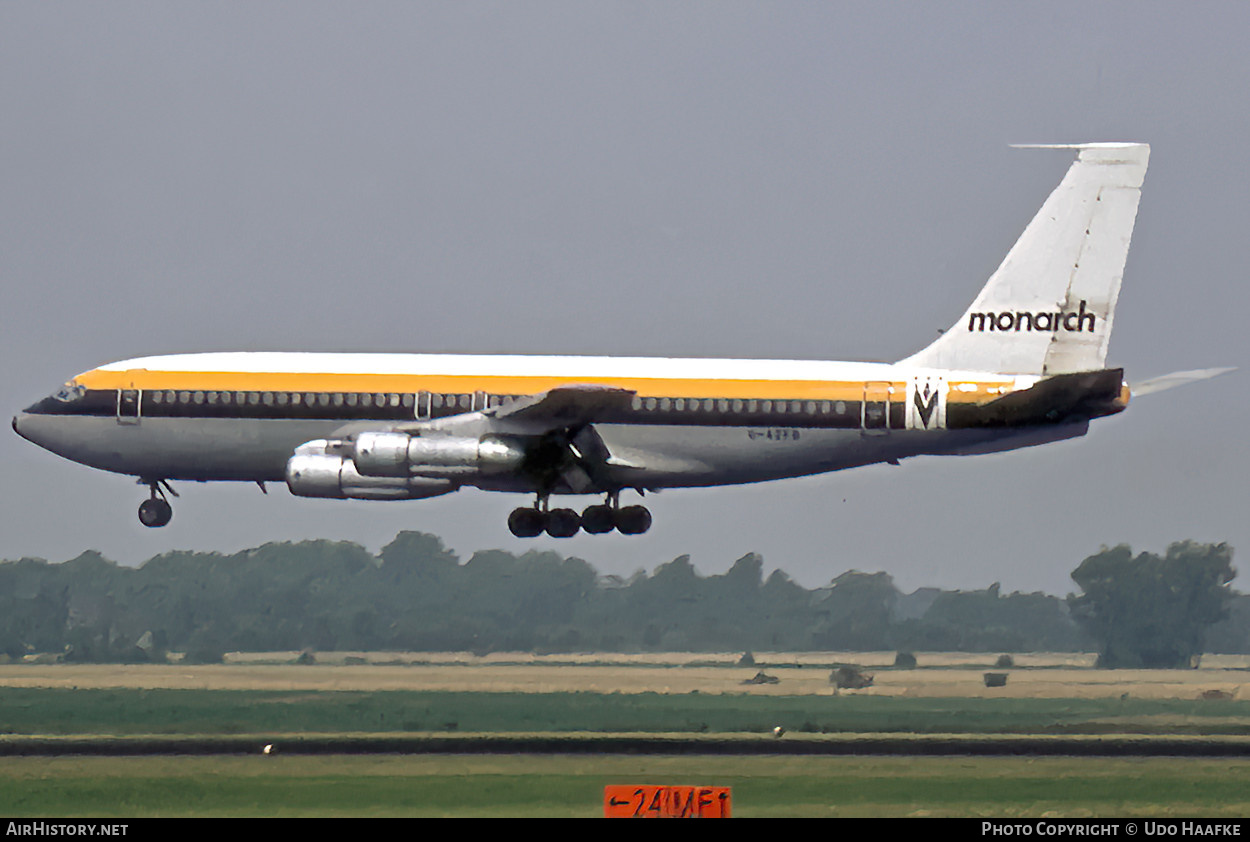 Aircraft Photo of G-AZFB | Boeing 720-051B | Monarch Airlines | AirHistory.net #455881