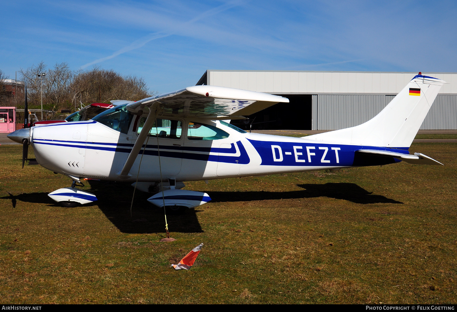 Aircraft Photo of D-EFZT | Cessna 182K Skylane | AirHistory.net #455886