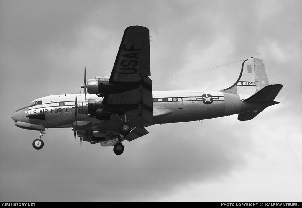 Aircraft Photo of 43-17248 / 0-17248 | Douglas C-54E Skymaster | USA - Air Force | AirHistory.net #455950