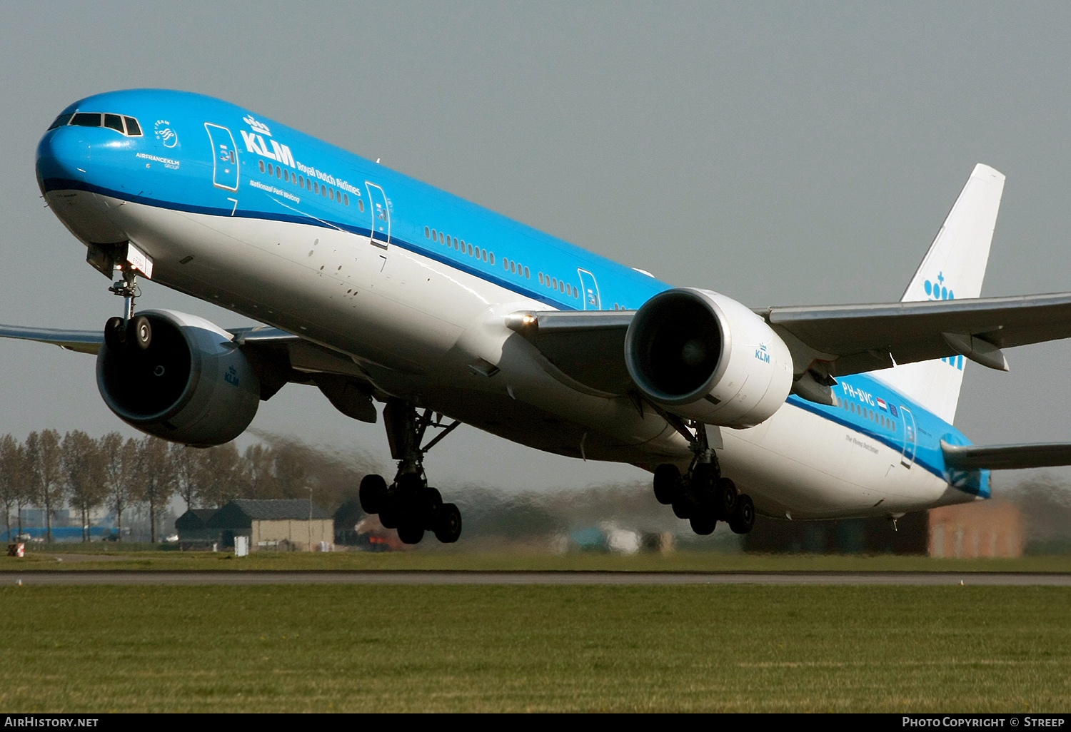 Aircraft Photo of PH-BVG | Boeing 777-306/ER | KLM - Royal Dutch Airlines | AirHistory.net #455972