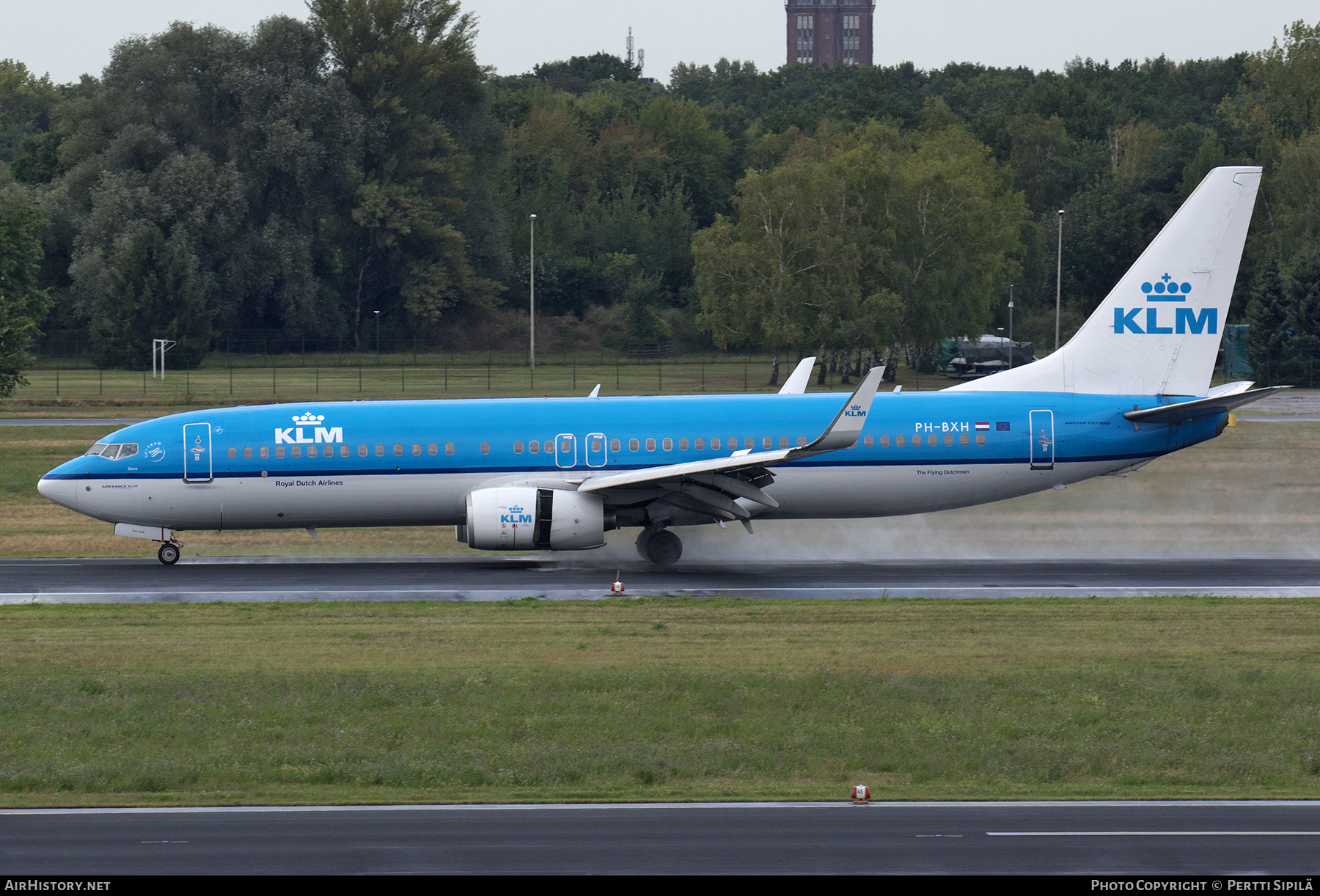 Aircraft Photo of PH-BXH | Boeing 737-8K2 | KLM - Royal Dutch Airlines | AirHistory.net #455980