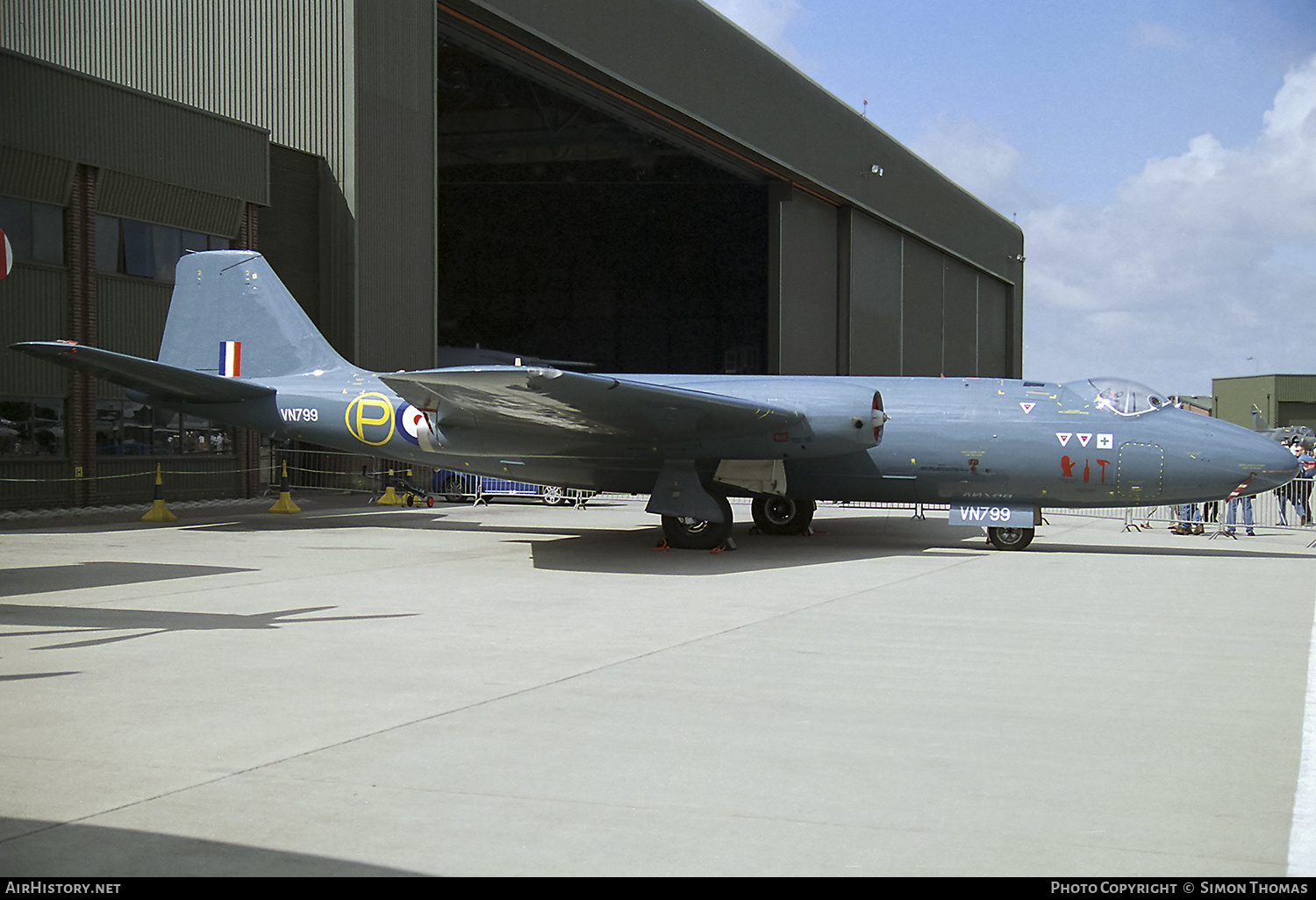 Aircraft Photo of VN799 | English Electric Canberra T4 | UK - Air Force | AirHistory.net #456042