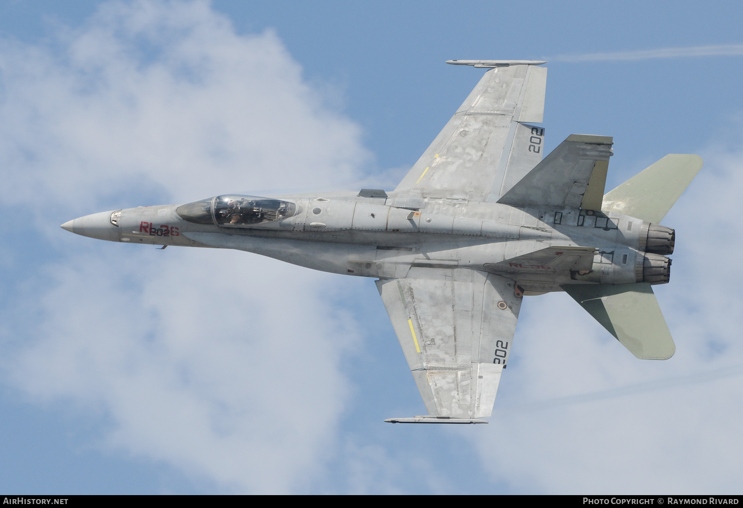 Aircraft Photo of 163758 | McDonnell Douglas F/A-18C Hornet | USA - Navy | AirHistory.net #456077