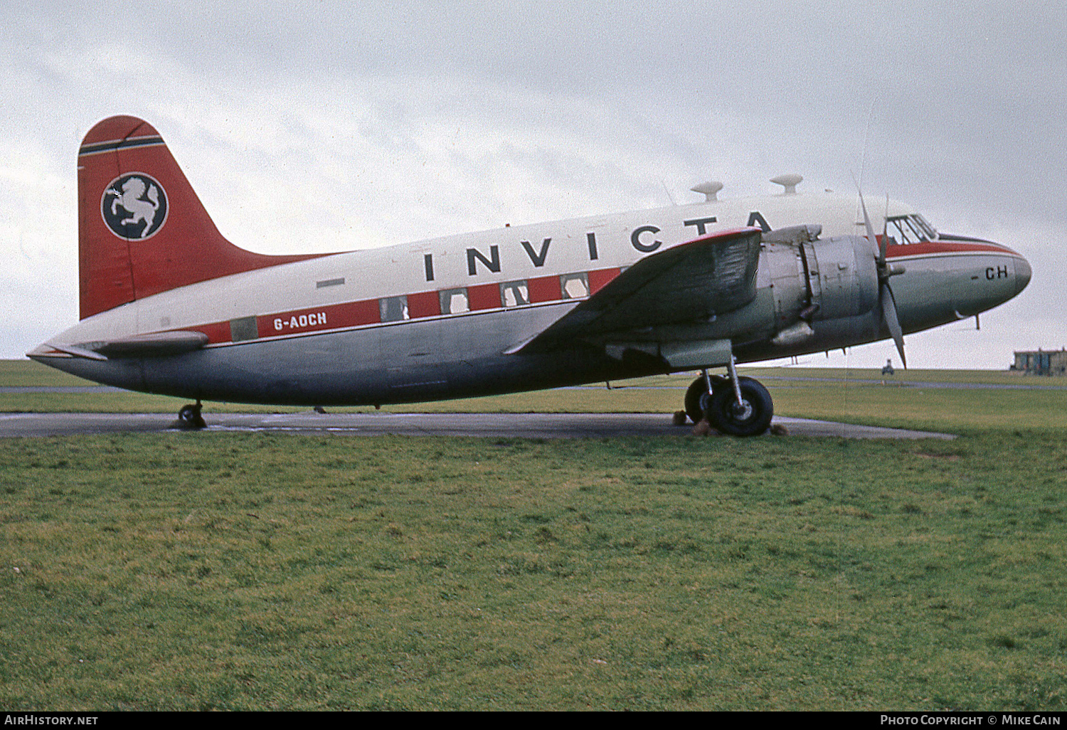 Aircraft Photo of G-AOCH | Vickers 621 Viking C2 | Invicta Airways ...