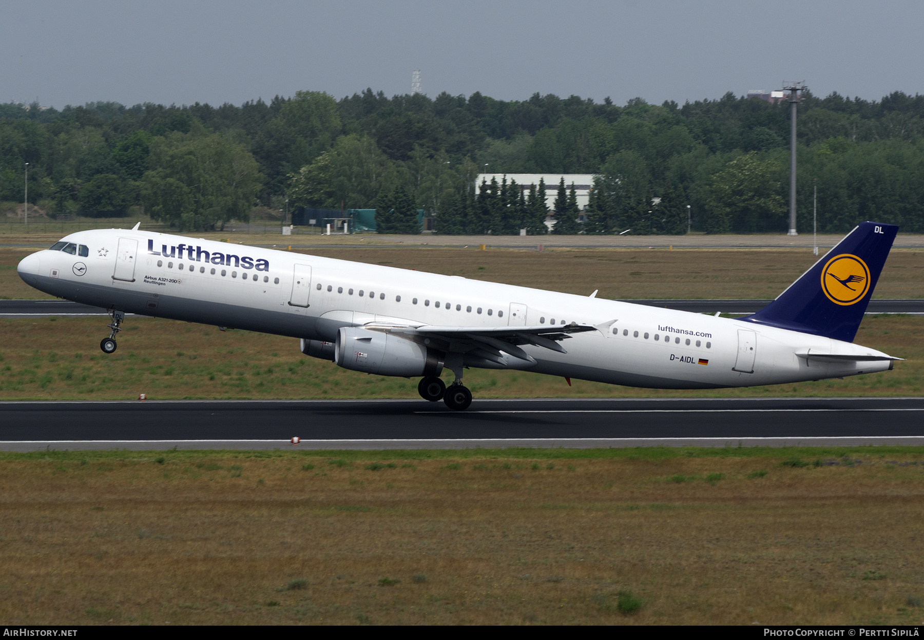 Aircraft Photo of D-AIDL | Airbus A321-231 | Lufthansa | AirHistory.net #456122