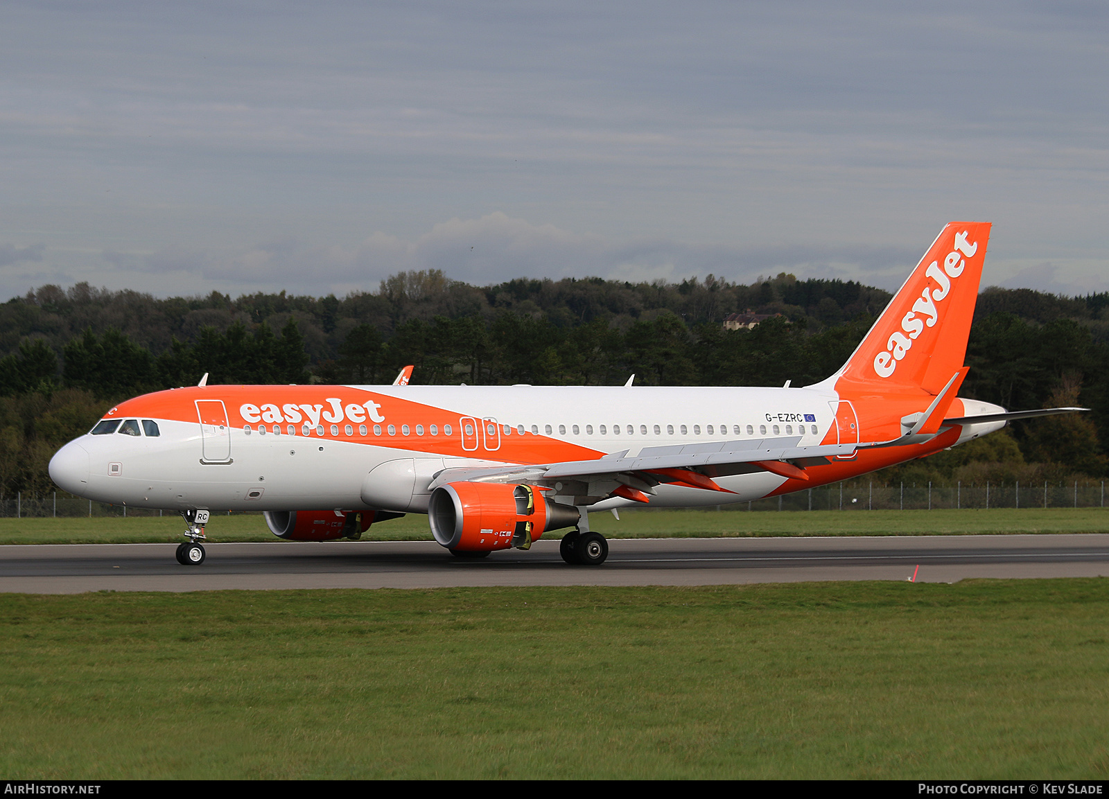 Aircraft Photo of G-EZRC | Airbus A320-214 | EasyJet | AirHistory.net #456258