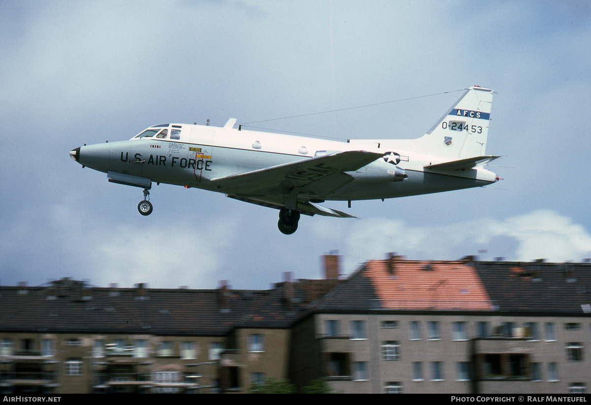 Aircraft Photo of 62-4453 / 0-24453 | North American T-39A | USA - Air Force | AirHistory.net #456310
