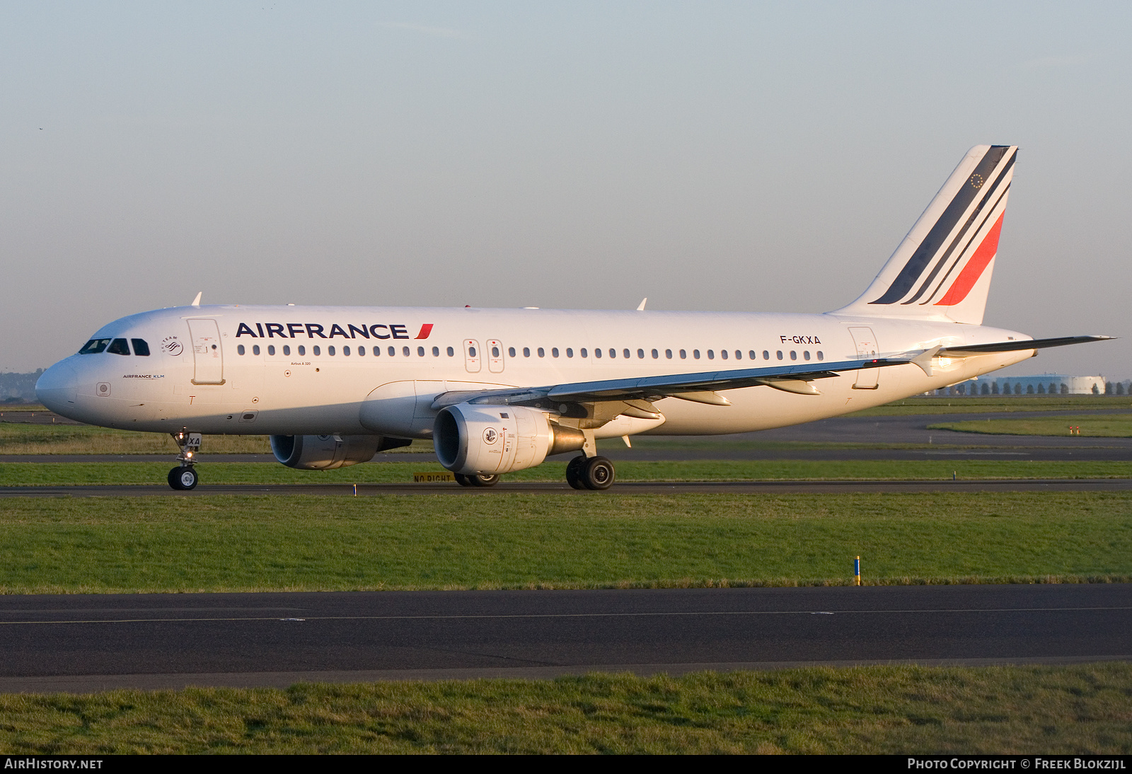 Aircraft Photo of F-GKXA | Airbus A320-211 | Air France | AirHistory.net #456406
