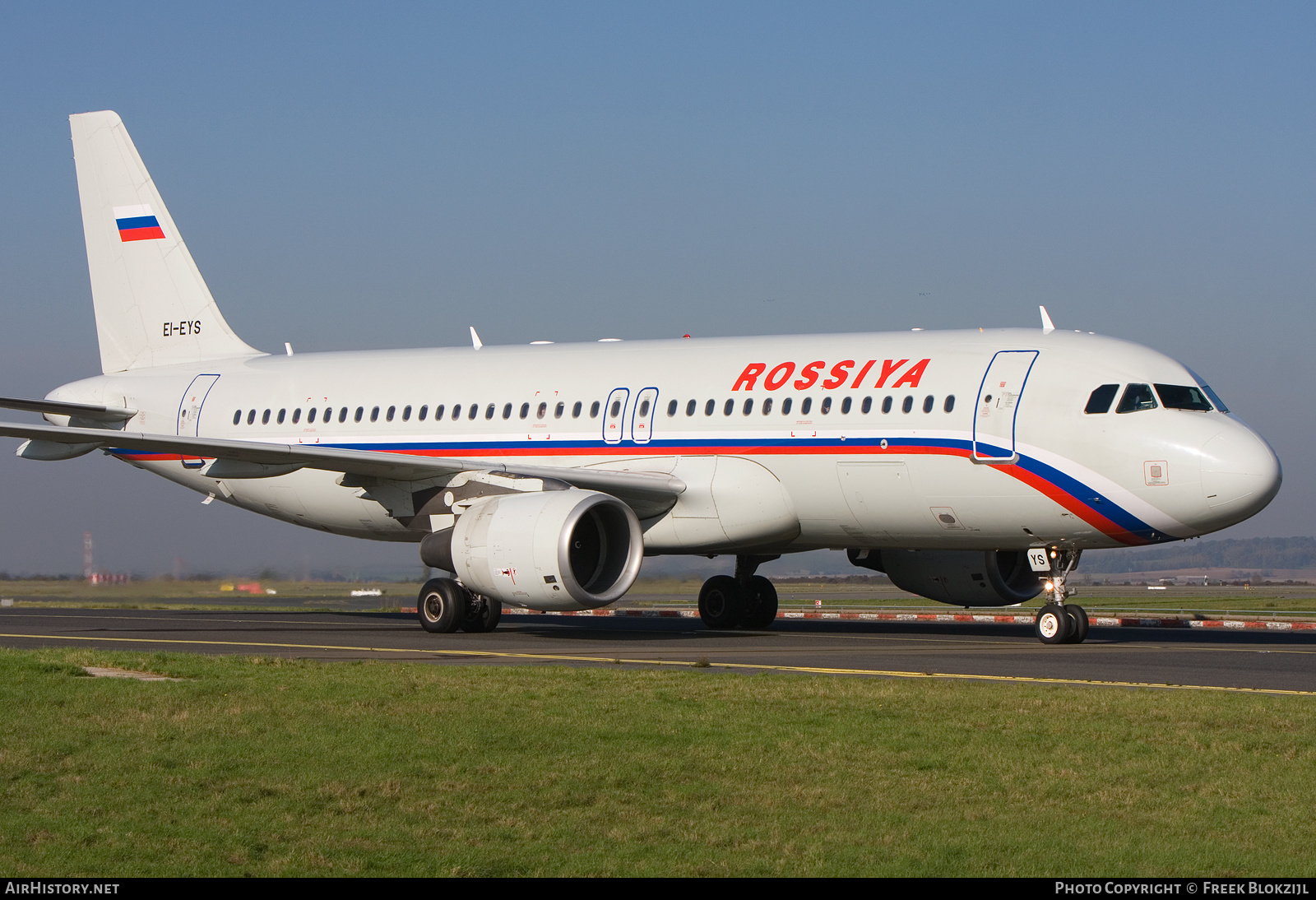 Aircraft Photo of EI-EYS | Airbus A320-214 | Rossiya - Russian Airlines | AirHistory.net #456430