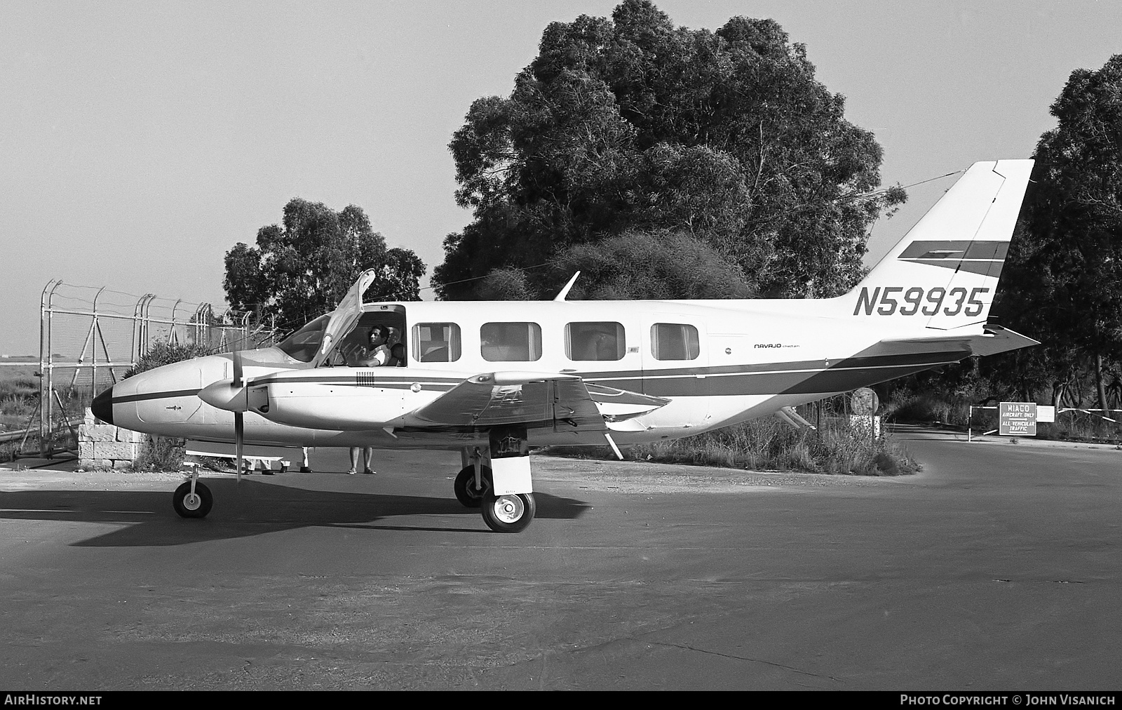 Aircraft Photo of N59935 | Piper PA-31-350 Navajo Chieftain | AirHistory.net #456471