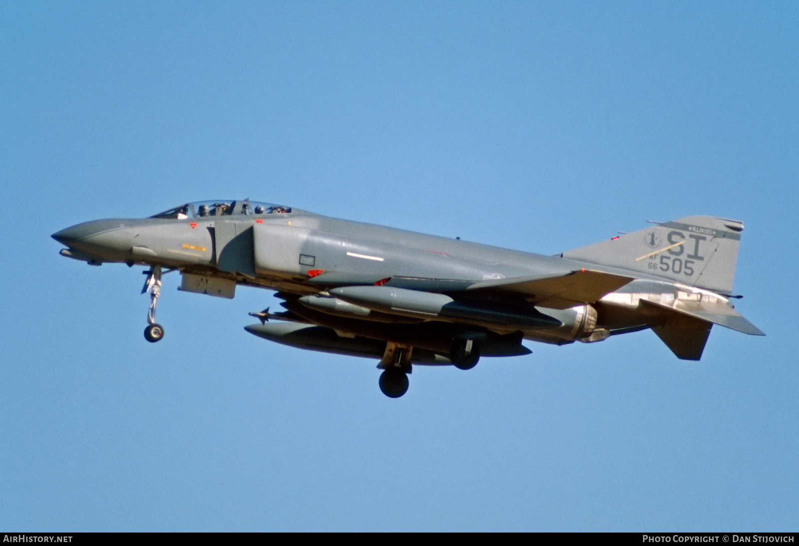 Aircraft Photo of 66-7505 / AF66-505 | McDonnell Douglas F-4D Phantom II | USA - Air Force | AirHistory.net #456648
