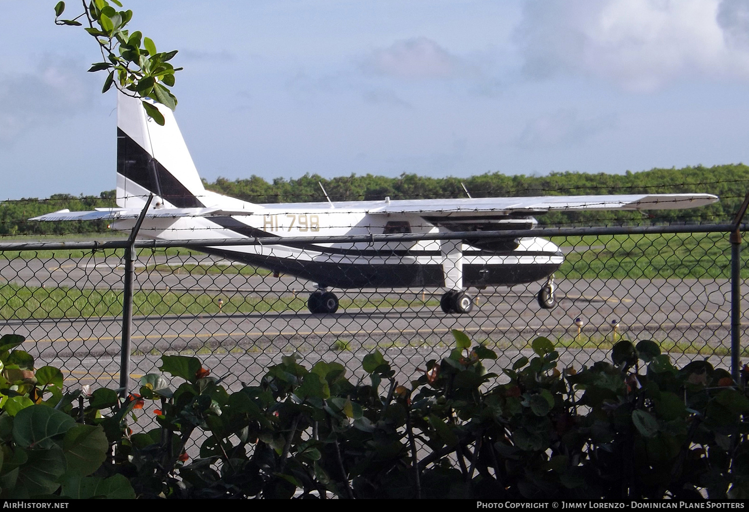 Aircraft Photo of HI798 | Britten-Norman BN-2A-26 Islander | AirHistory.net #456738