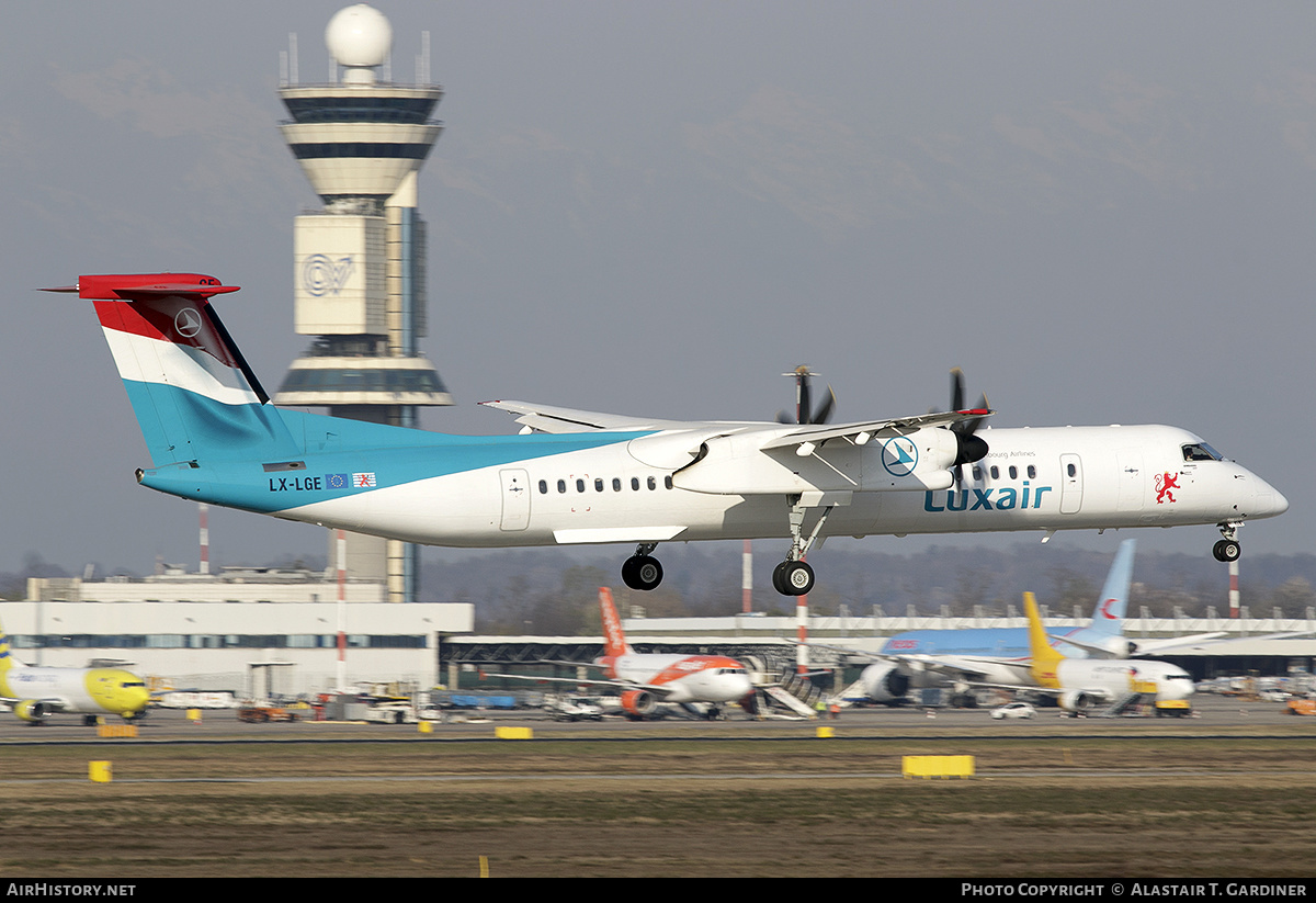 Aircraft Photo of LX-LGE | Bombardier DHC-8-402 Dash 8 | Luxair | AirHistory.net #456767